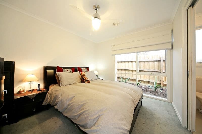 13 Farleigh Avenue, BURWOOD VIC 3125, Burwood - Thumbnail 3