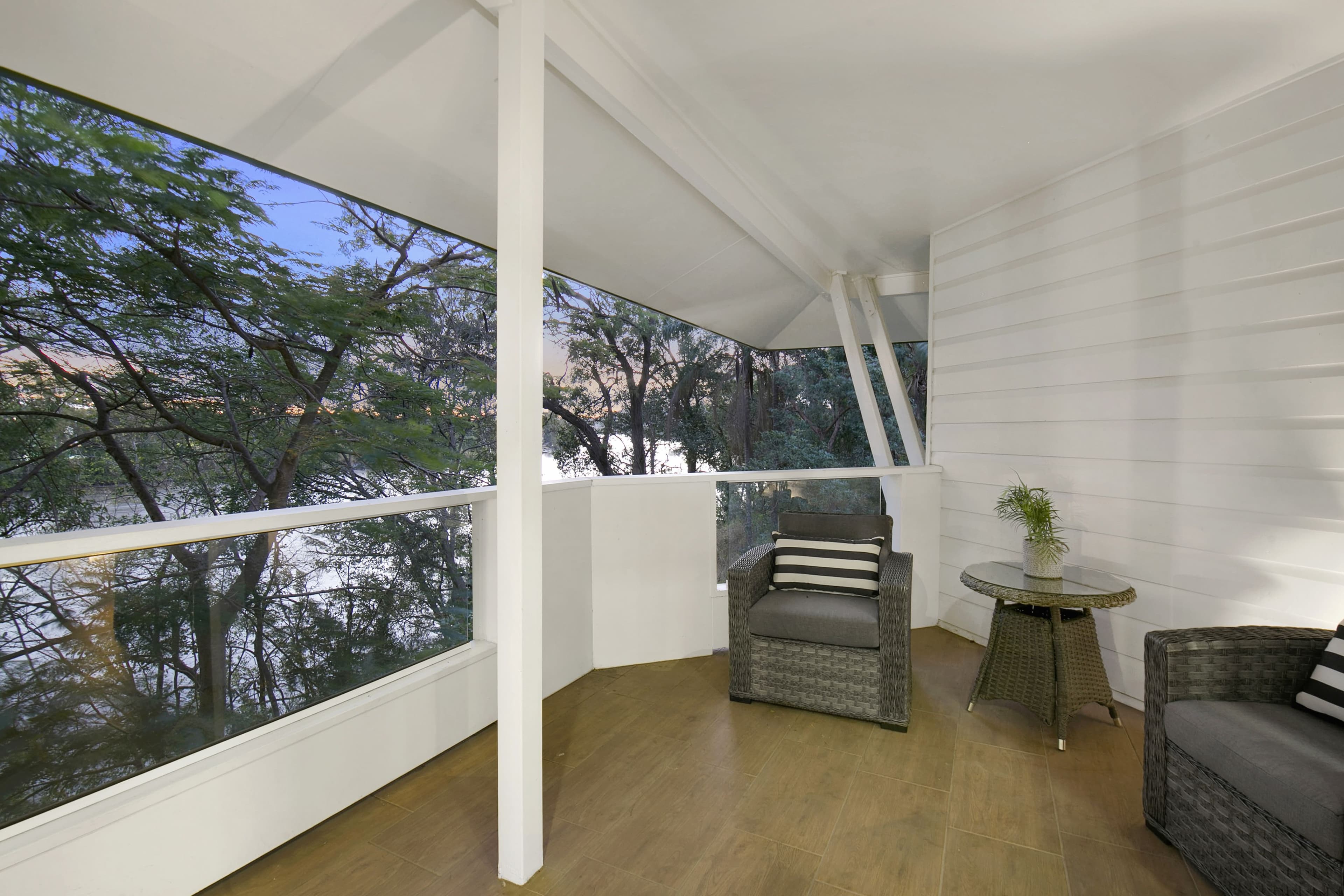 9 Rosecliffe Street, Highgate Hill QLD 4101, Highgate Hill - Image 1