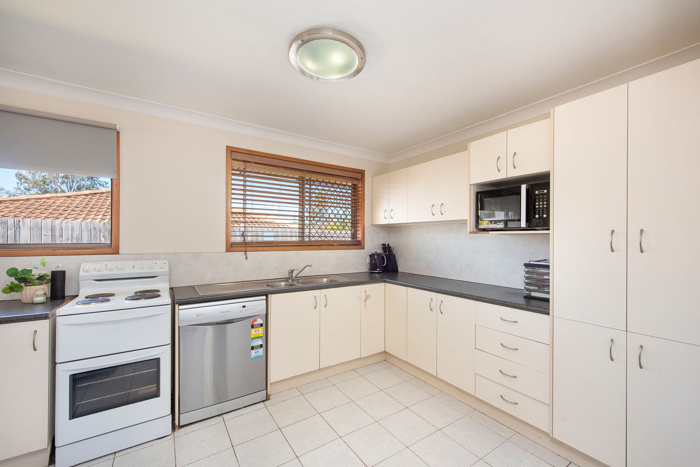 23 Girralong Street, Eagleby QLD 4207, Eagleby - Thumbnail 5