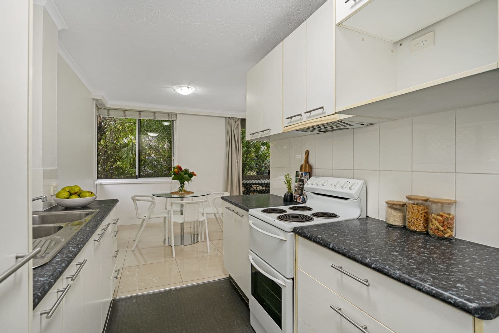 189 Surf Parade, Surfers Paradise QLD 4217, Surfers Paradise - Thumbnail 2