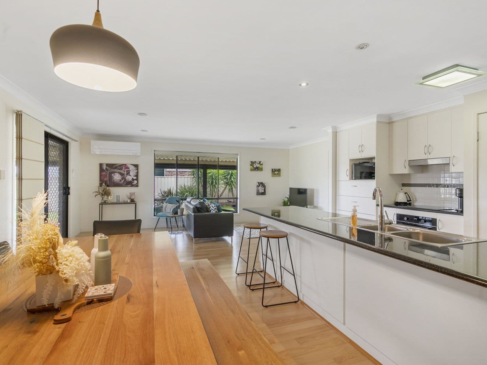 7 Hans Borgar Court, Warwick - Thumbnail 5
