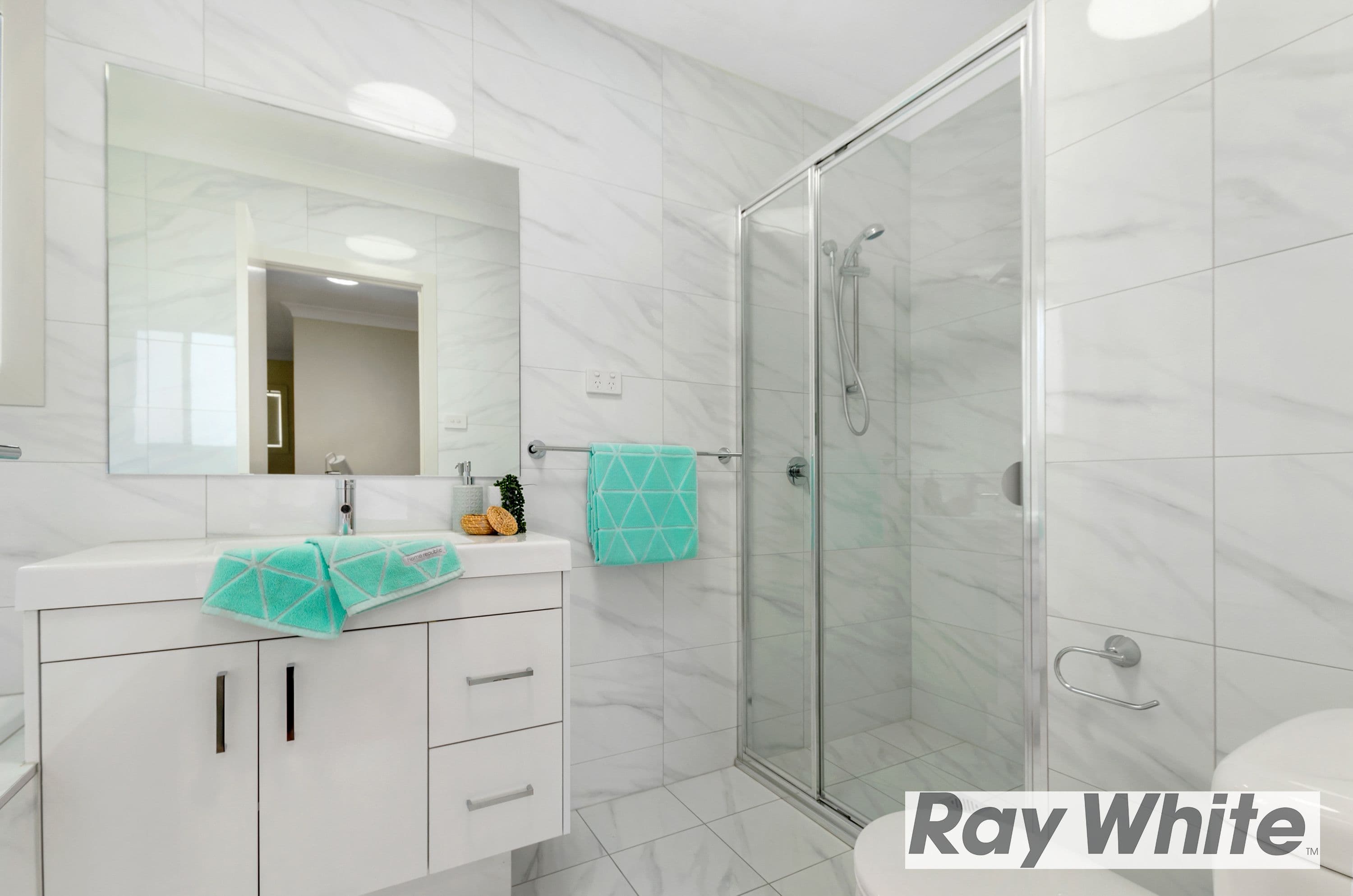 40 Gerongar Crescent, Haywards Bay - Thumbnail 4