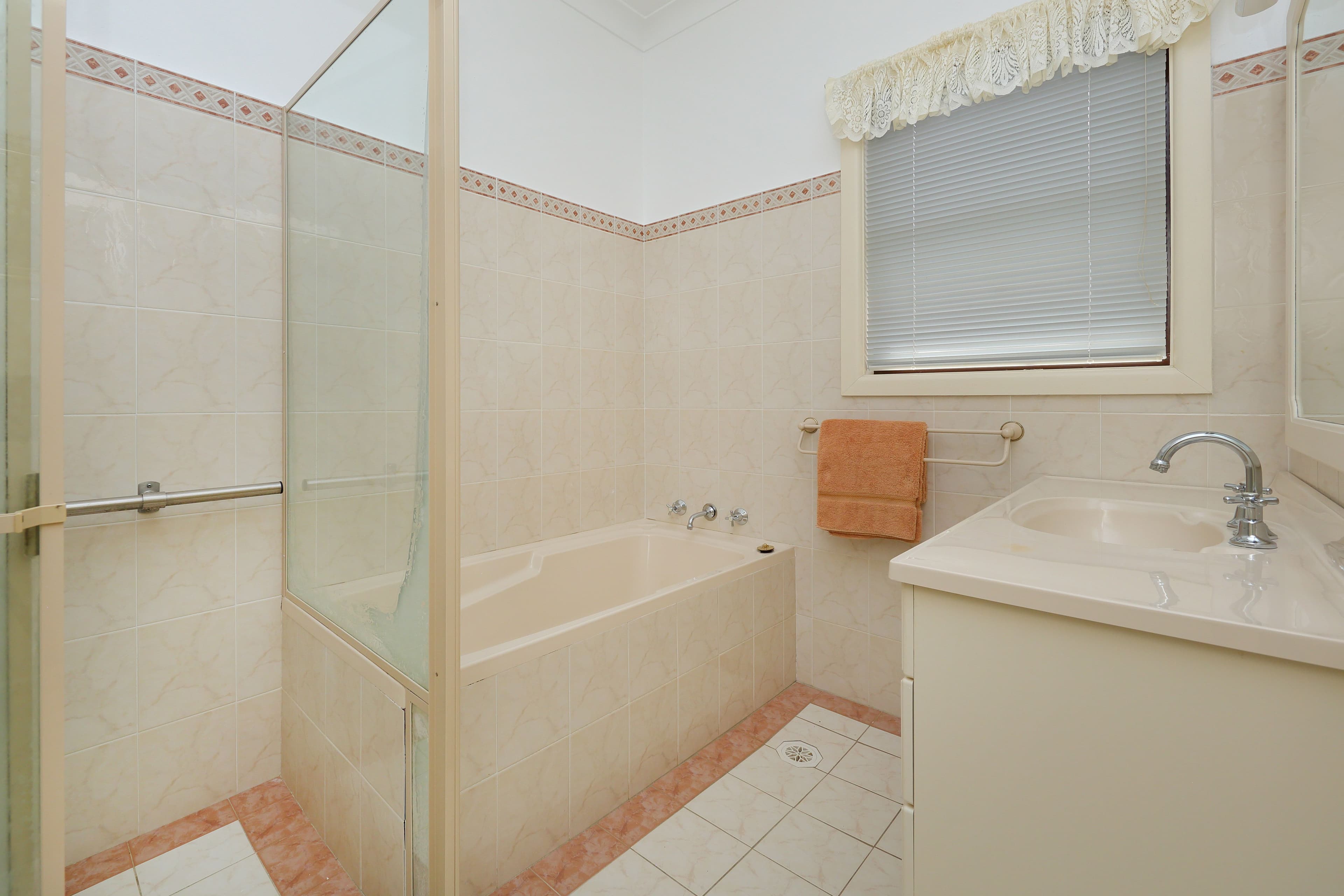 9 Moombara Avenue, Peakhurst - Thumbnail 7