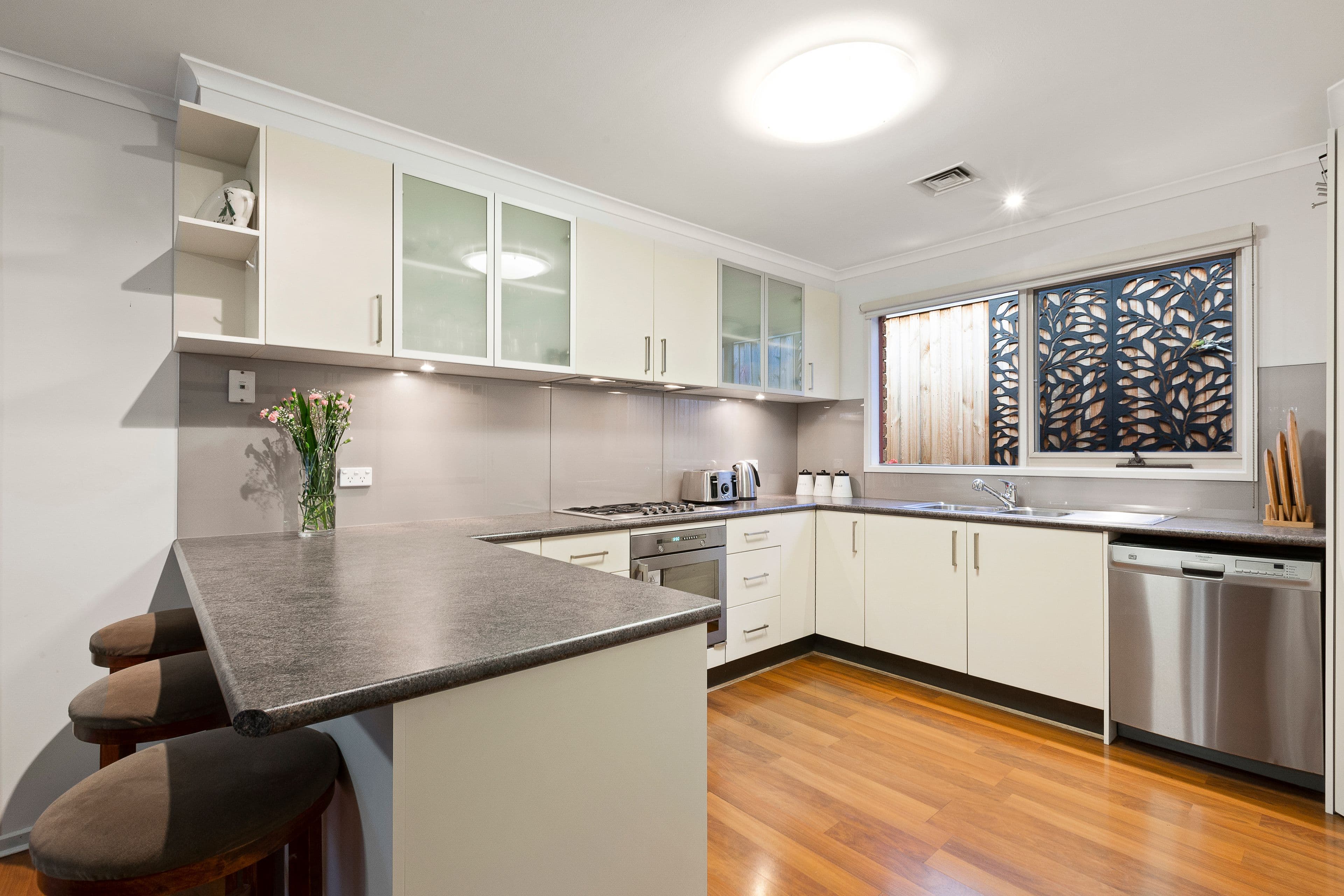 9 Helsal Court, Frankston VIC 3199, Frankston - Thumbnail 2