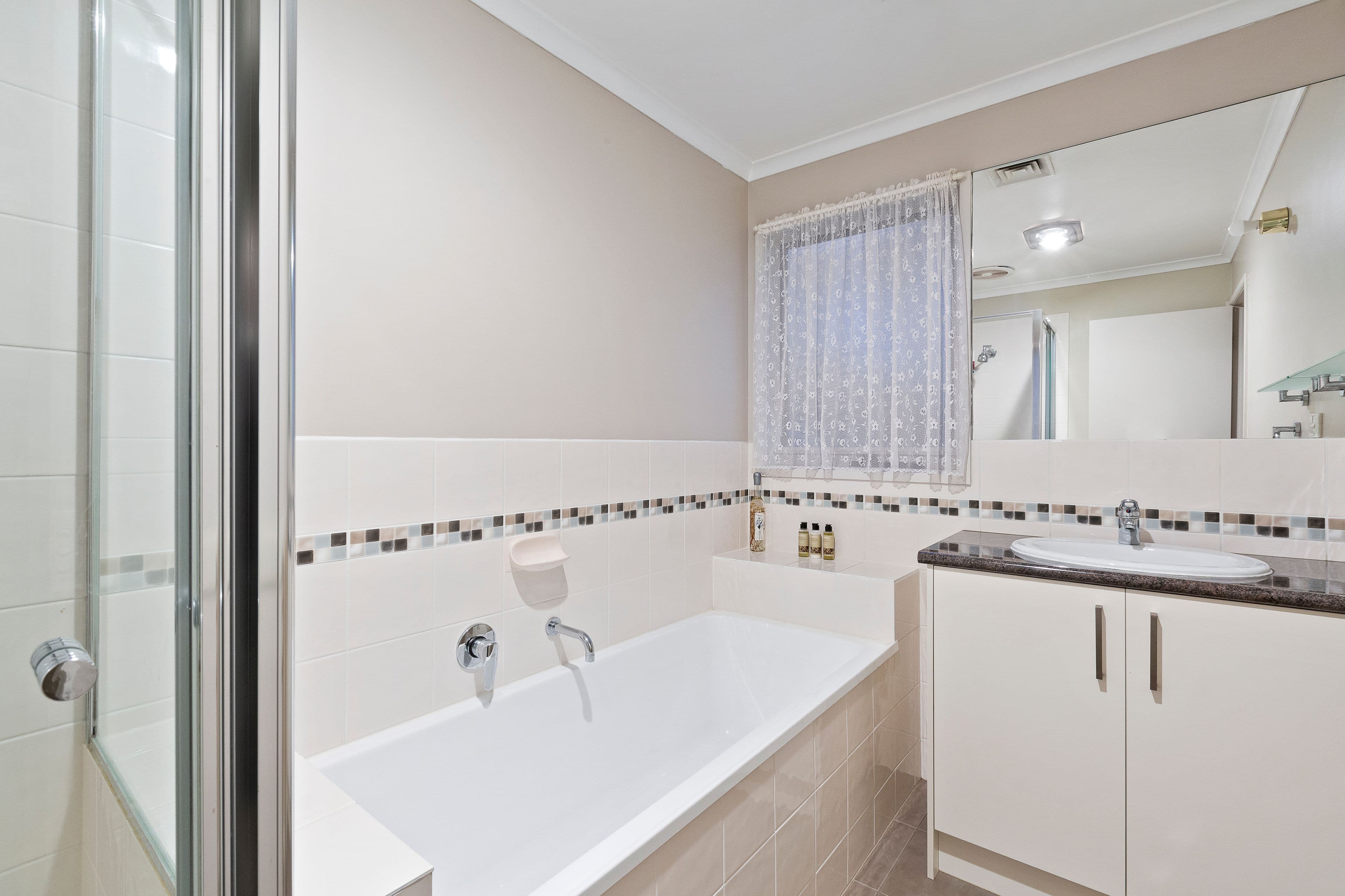 9 Helsal Court, Frankston VIC 3199, Frankston - Thumbnail 7