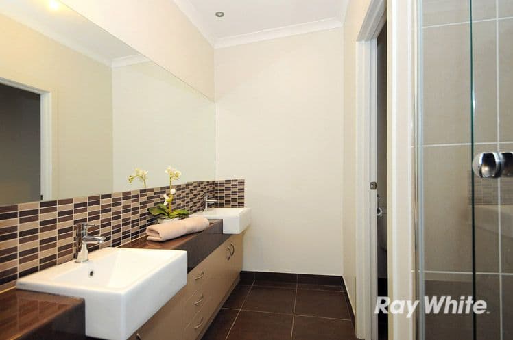 10 Boldrewood Place, LYNBROOK VIC 3975, Lynbrook - Thumbnail 8