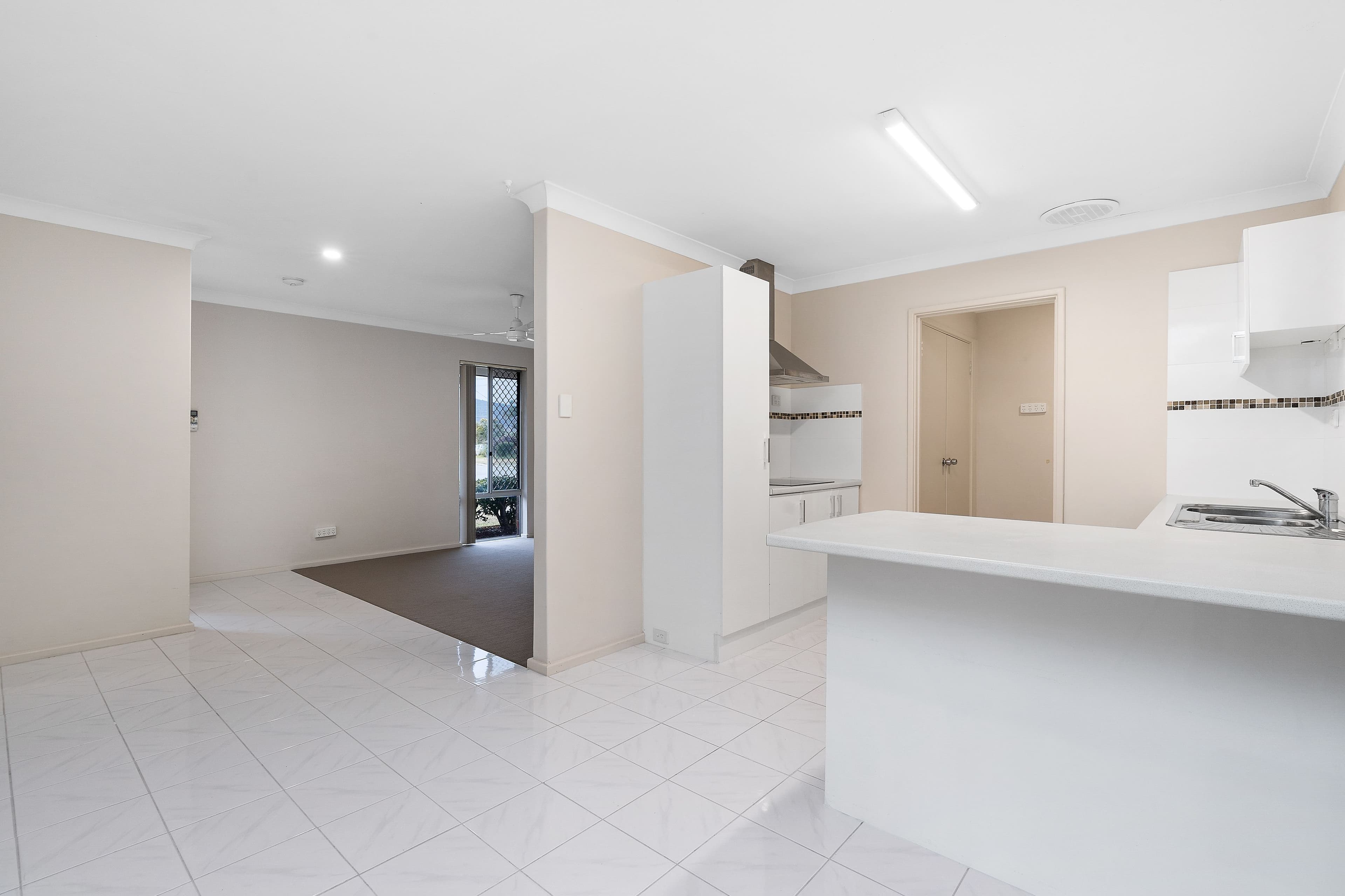 11 Greenwood Court, Kelmscott WA 6111, Kelmscott - Thumbnail 6