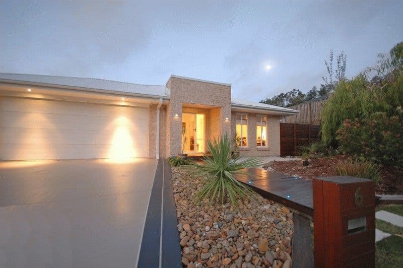 6 Osmond Court, PACIFIC PINES QLD 4211, Pacific Pines - Thumbnail 2