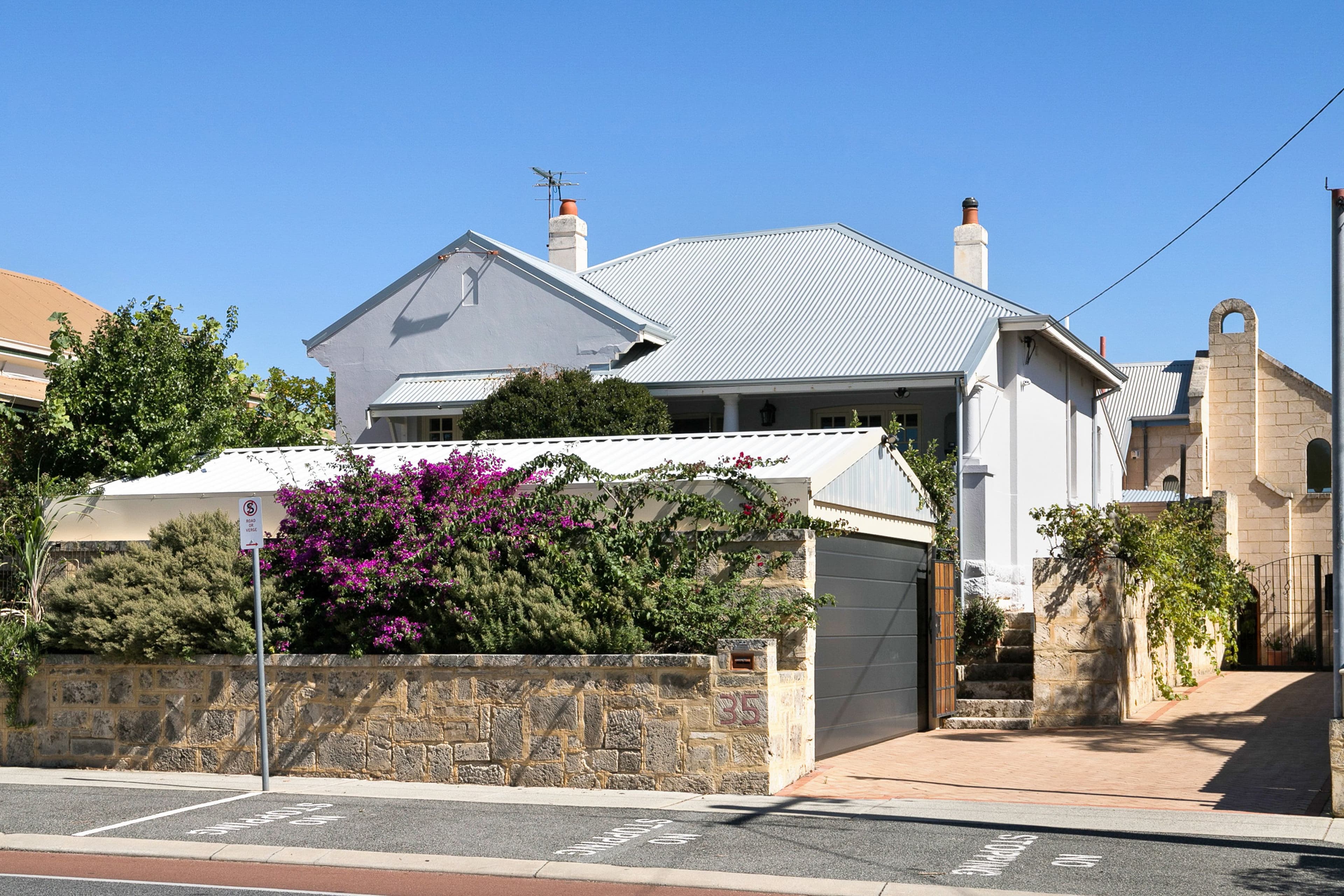 35 Hampton Road, Fremantle WA 6160, Fremantle - Thumbnail 2
