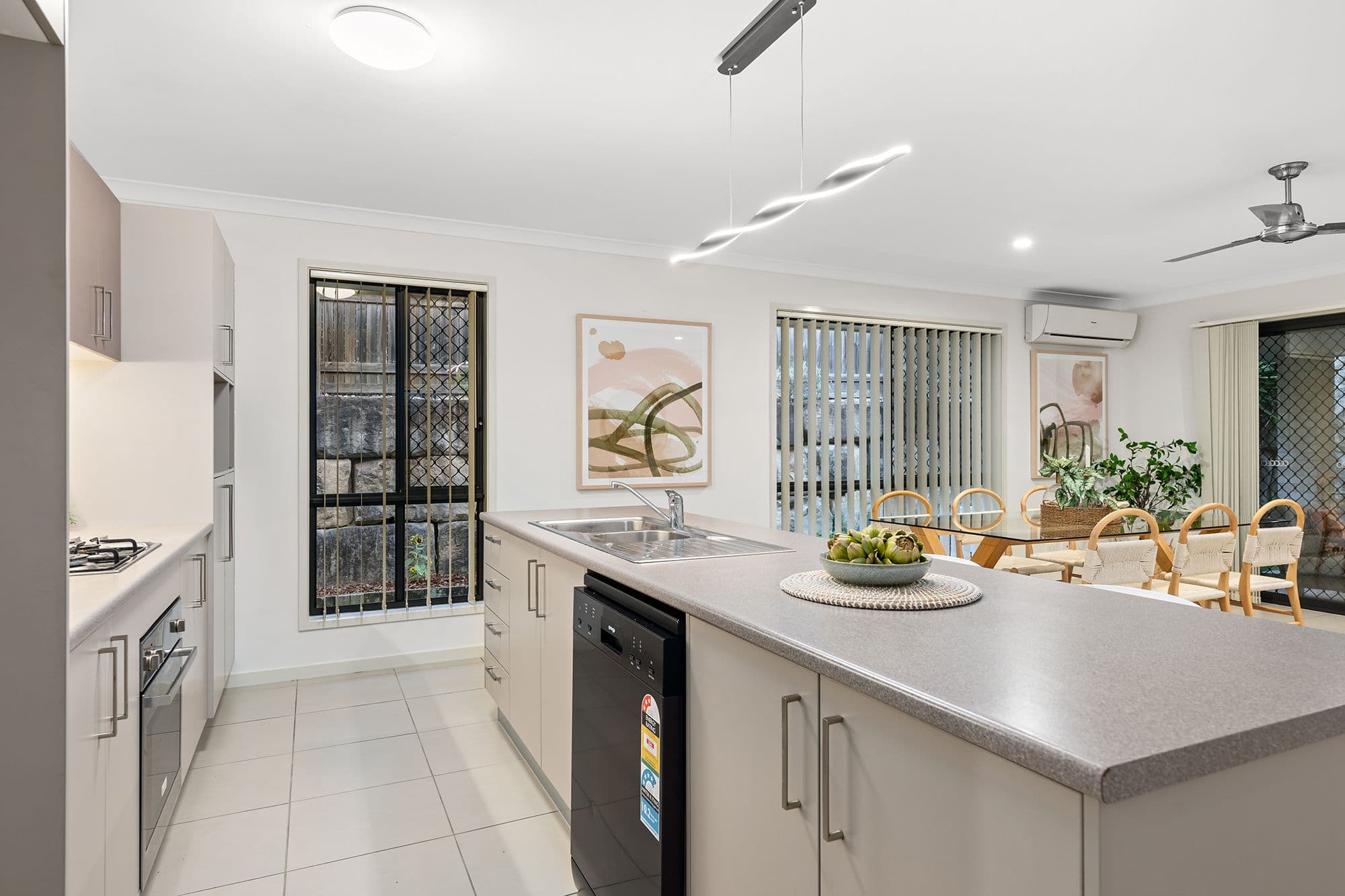 6A Georges Court, Everton Hills QLD 4053, Everton Hills - Thumbnail 3