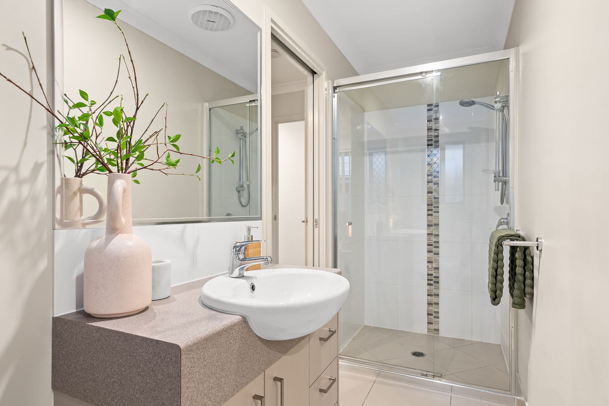 6A Georges Court, Everton Hills QLD 4053, Everton Hills - Thumbnail 8