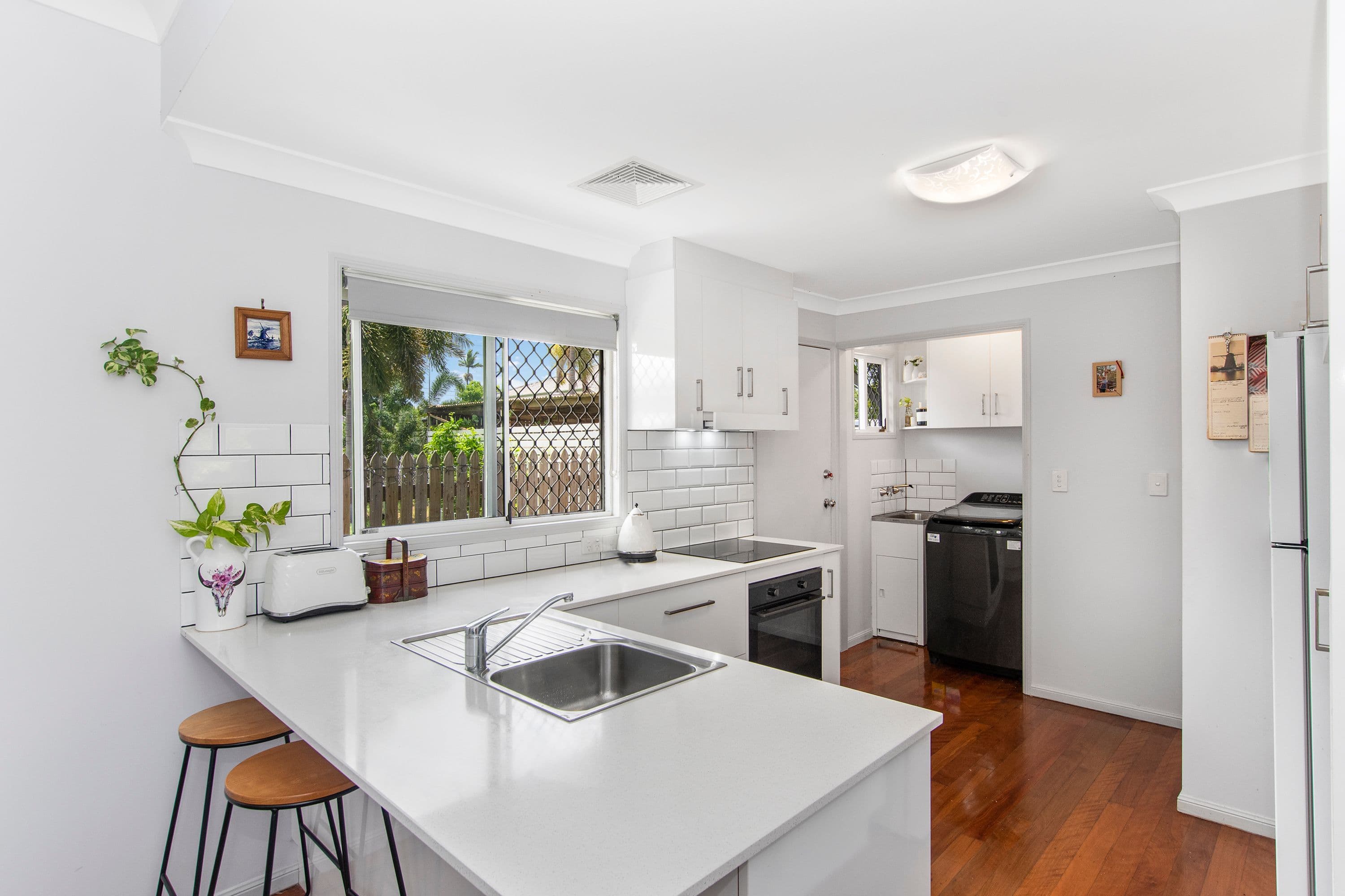 48 Roberts Street, Hermit Park QLD 4812, Hermit Park - Thumbnail 2