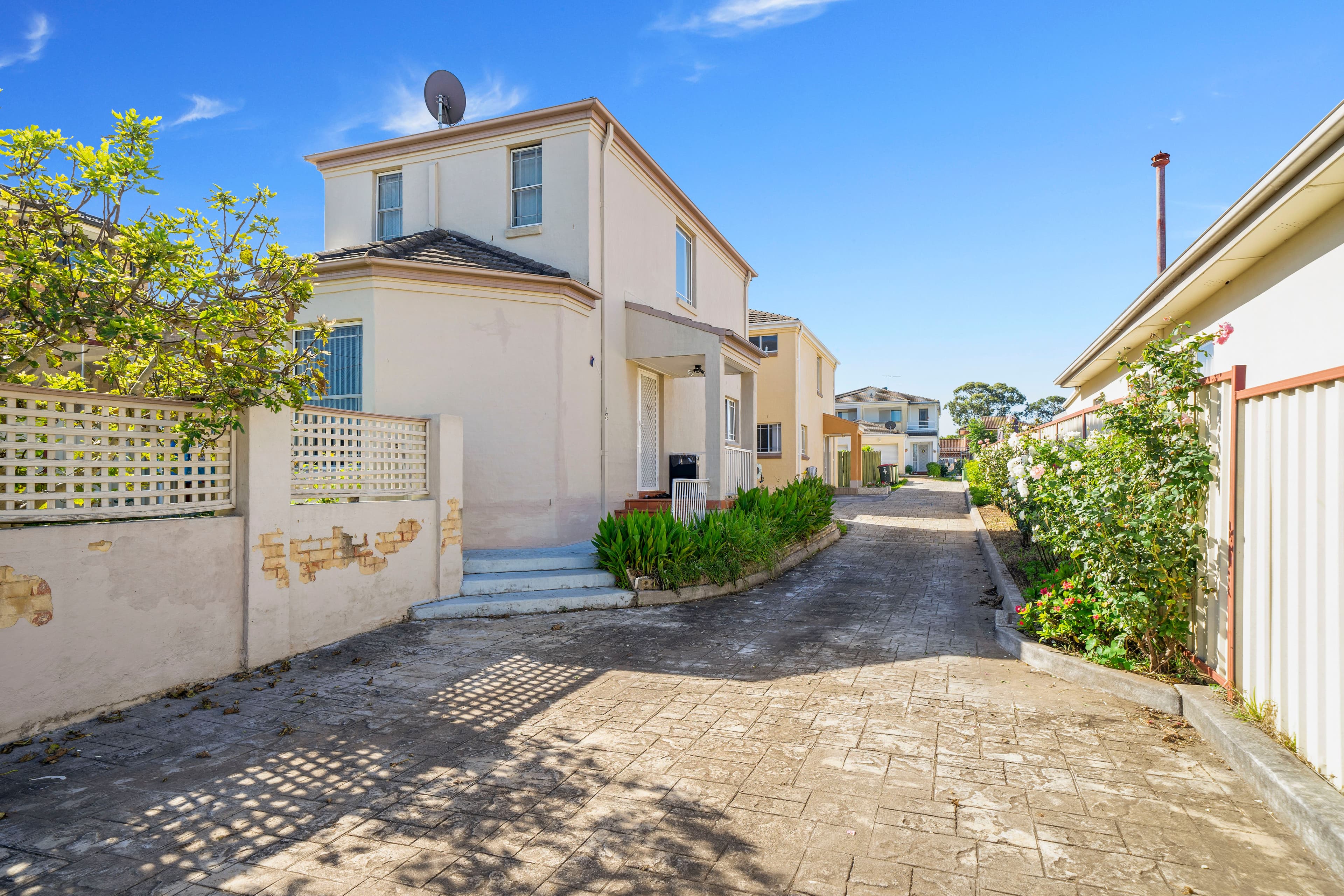 2/22 Stanbrook Street, Fairfield Heights NSW 2165, Fairfield Heights - Image 1