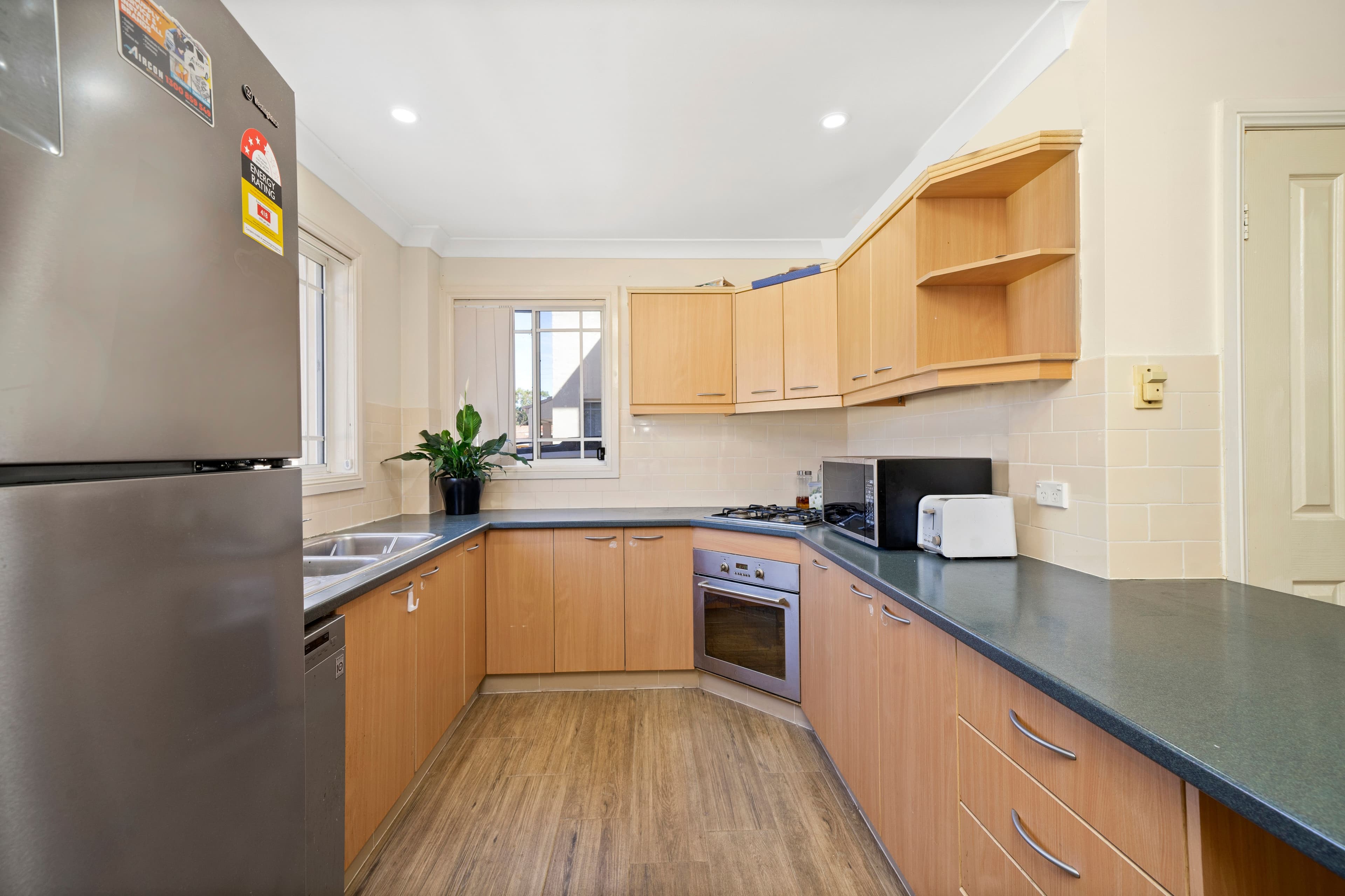 2/22 Stanbrook Street, Fairfield Heights NSW 2165, Fairfield Heights - Thumbnail 3