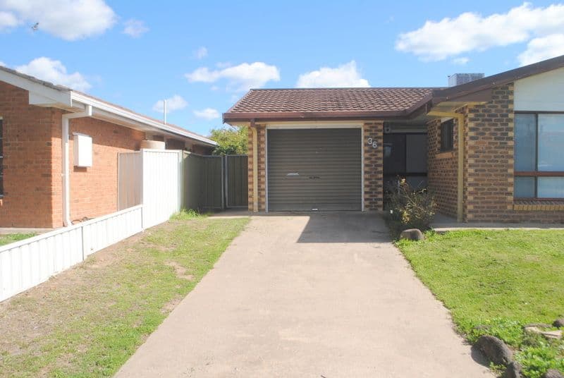 36 Jacaranda Drive, Moree NSW 2400, Moree - Thumbnail 2