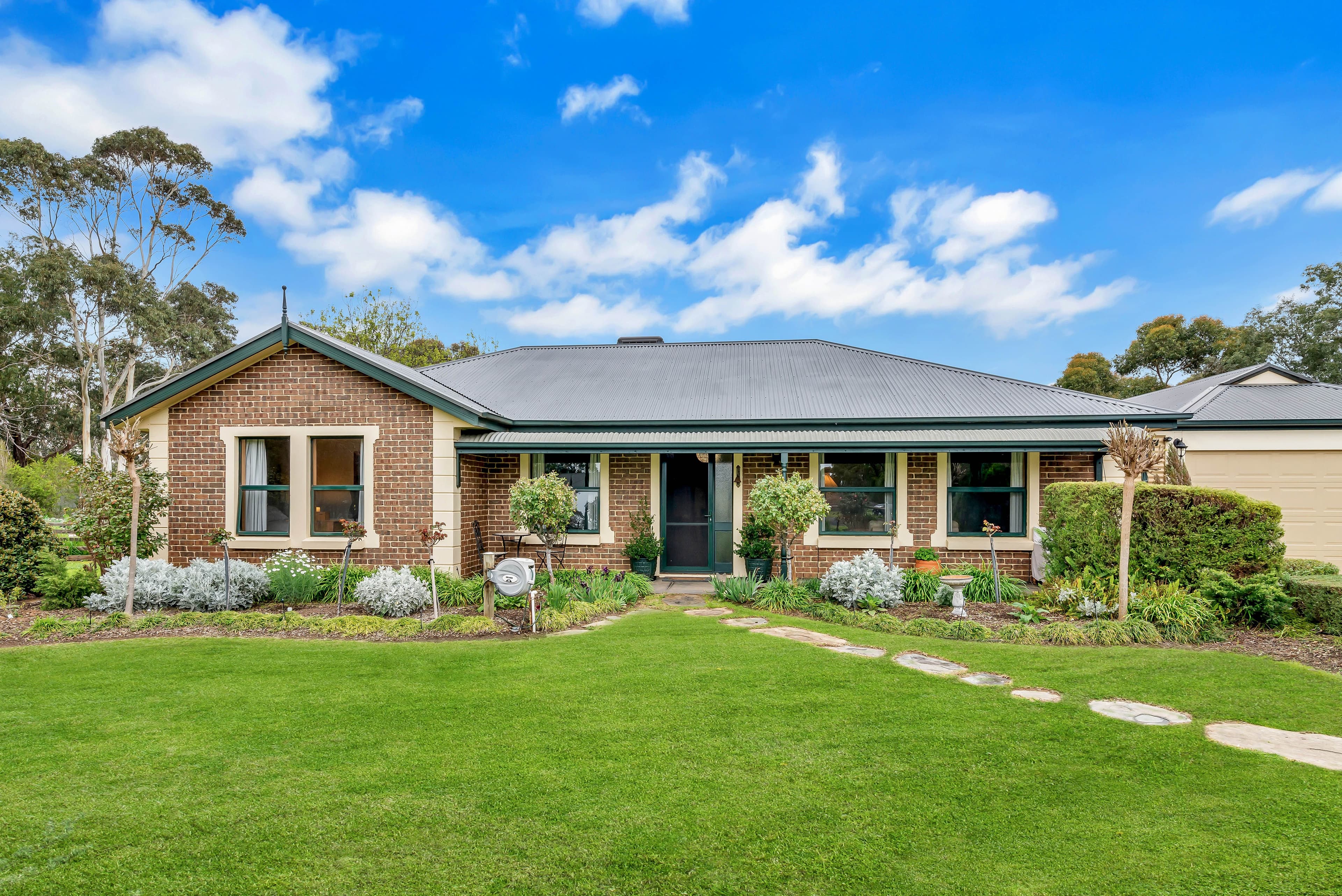 17 Donnithorne Road, Strathalbyn SA 5255, Strathalbyn - Thumbnail 2