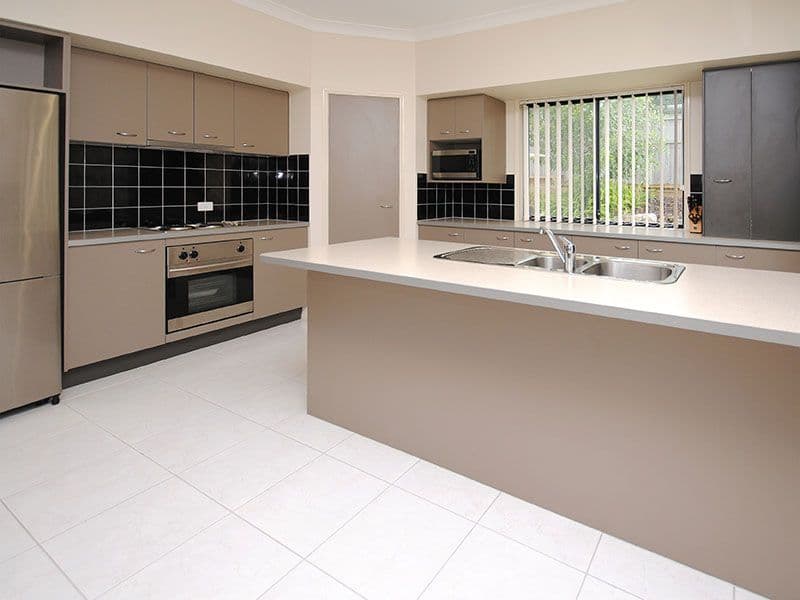 36 Affleck Avenue, PETRIE QLD 4502, Petrie - Thumbnail 7