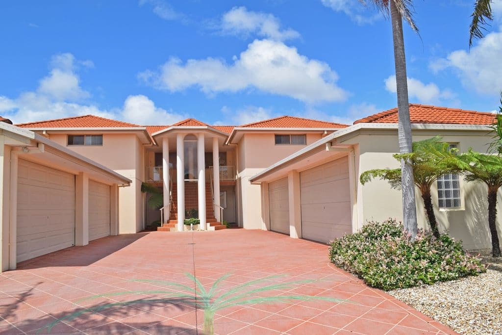27 Commodore Crescent, Port Macquarie NSW 2444, Port Macquarie - Thumbnail 2