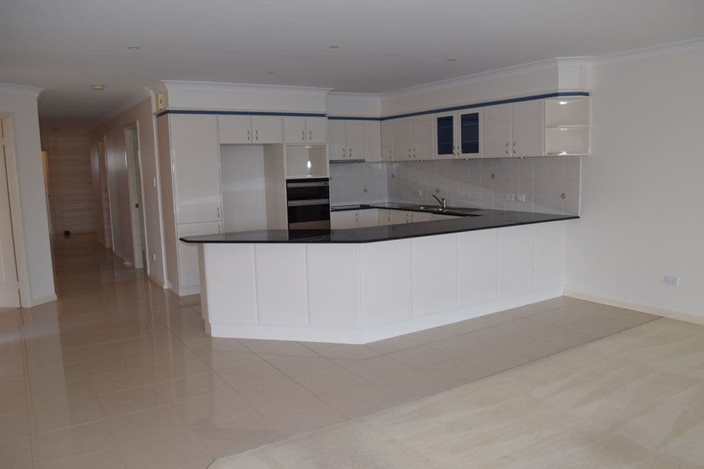 27 Commodore Crescent, Port Macquarie NSW 2444, Port Macquarie - Thumbnail 5