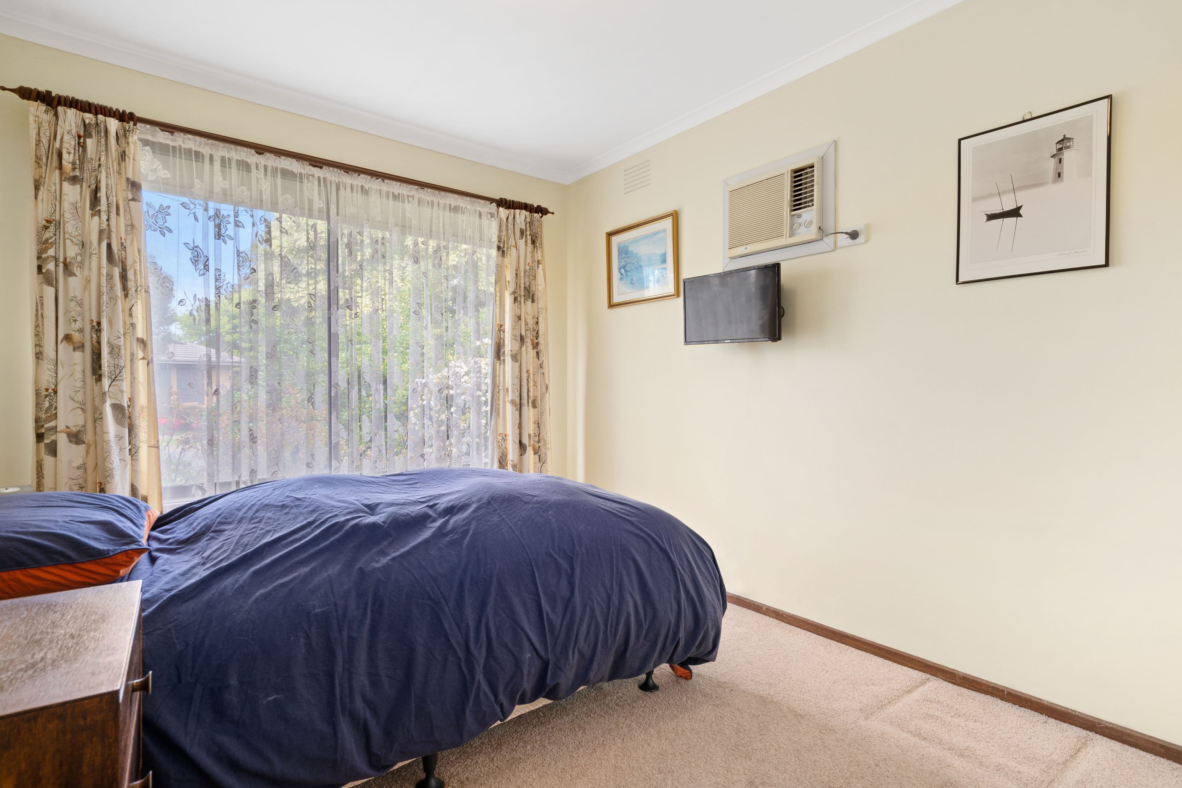 15 Sandhurst Crescent, Bundoora VIC 3083, Bundoora - Thumbnail 8