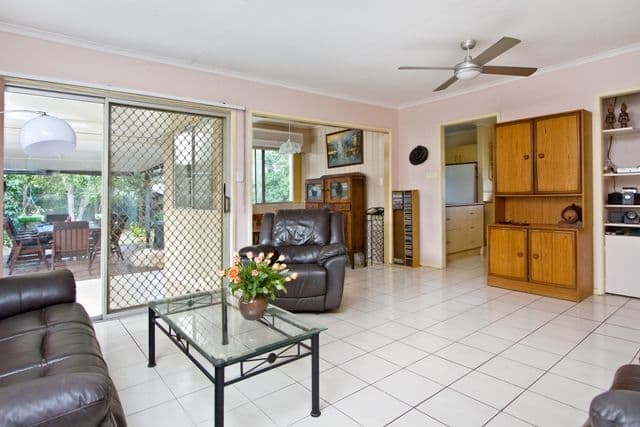 6 Troop Street, JAMBOREE HEIGHTS QLD 4074, Jamboree Heights - Thumbnail 7