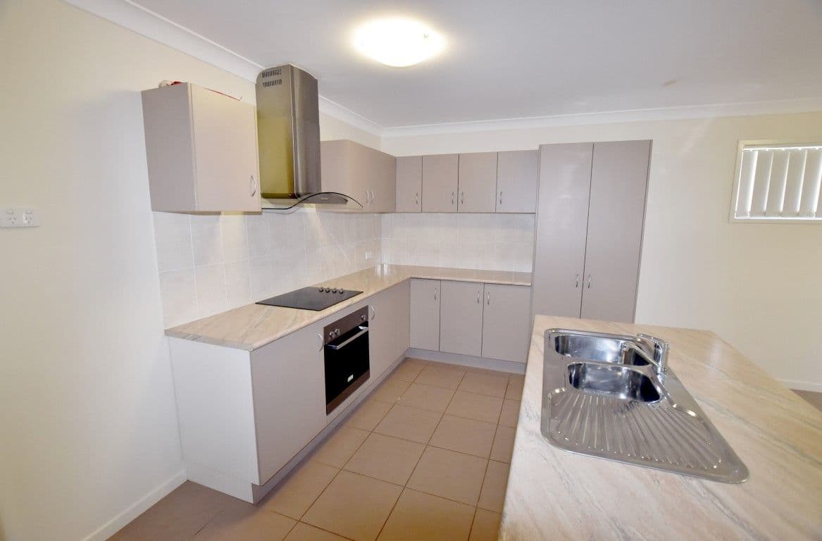 4 Melaleuca Place, Glen Eden QLD 4680, Glen Eden - Thumbnail 5