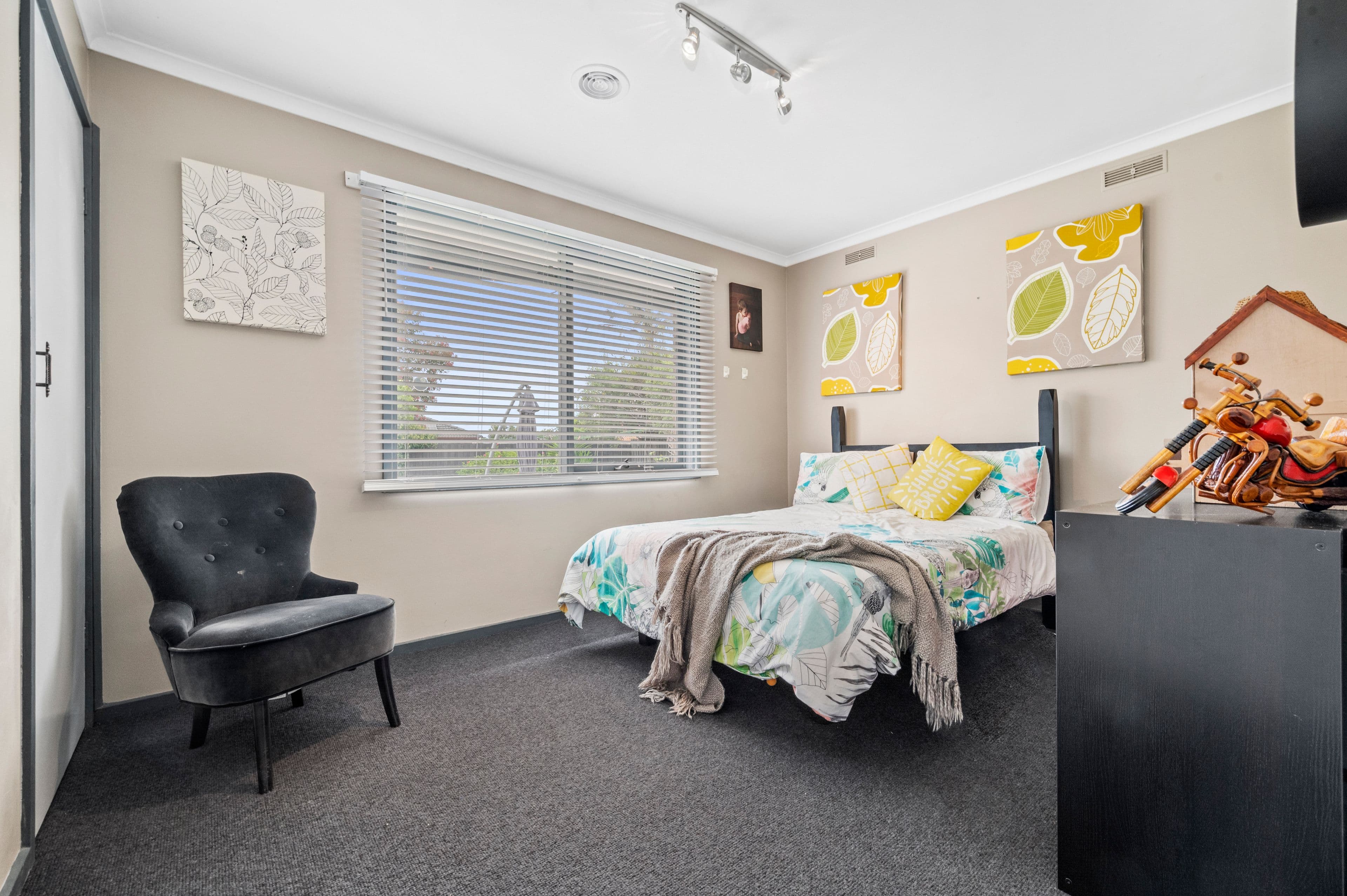 2 Stafford Street, Melton South VIC 3338, Melton South - Thumbnail 8