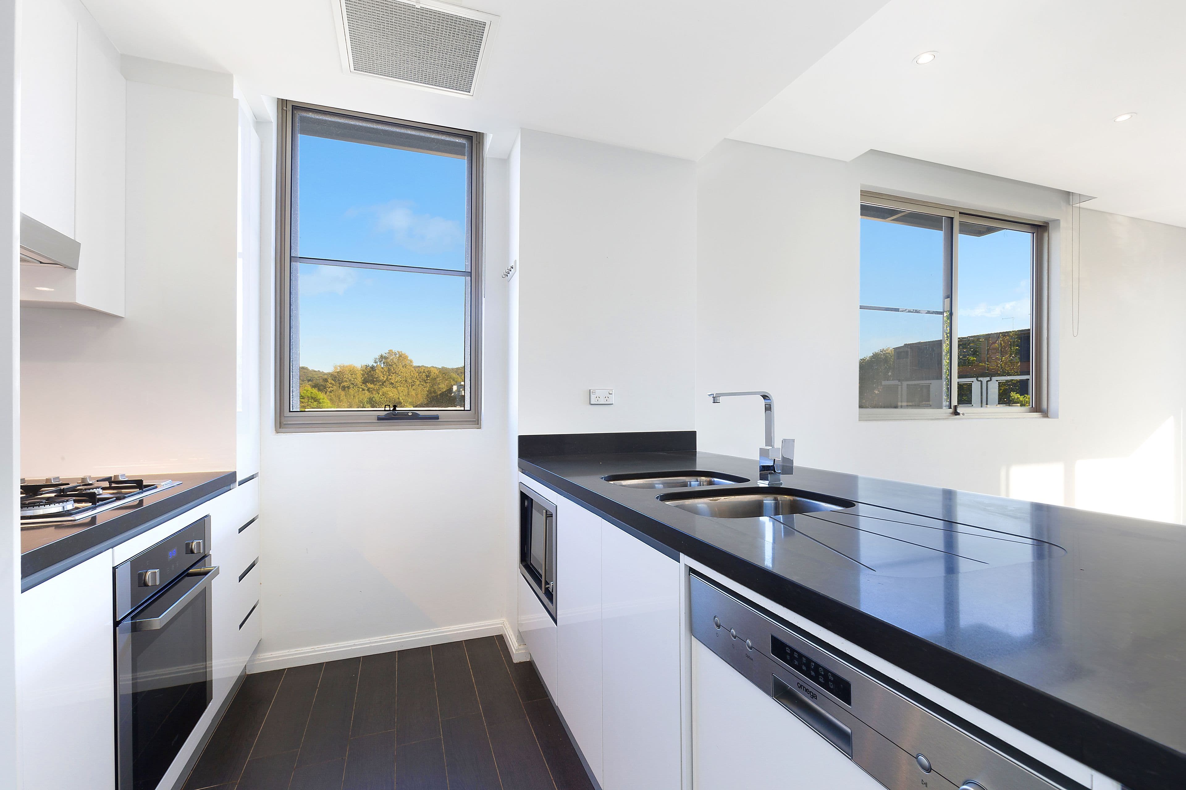 9 Mallard Lane, Warriewood NSW 2102, Warriewood - Thumbnail 2