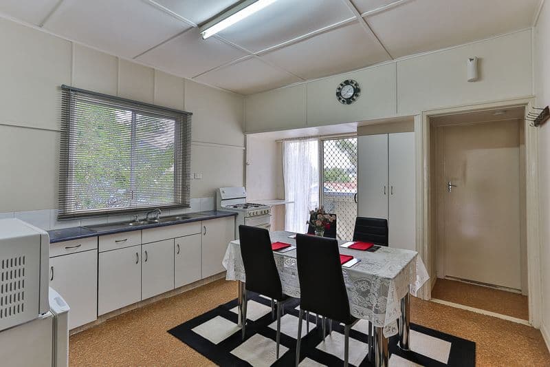 19 Park Street, Wilsonton QLD 4350, Wilsonton - Thumbnail 2
