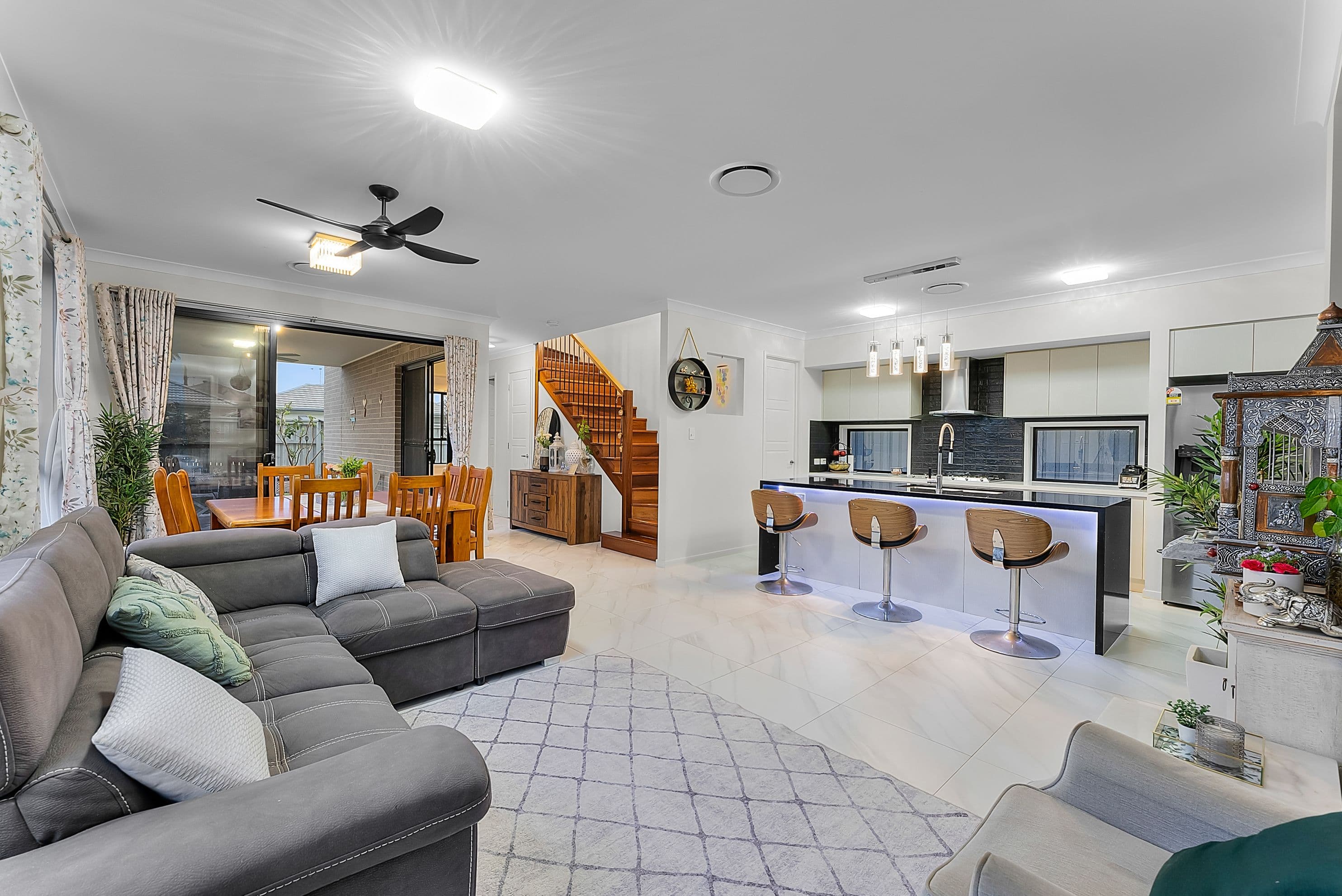 11 Oatley Street, Mango Hill QLD 4509, Mango Hill - Thumbnail 3