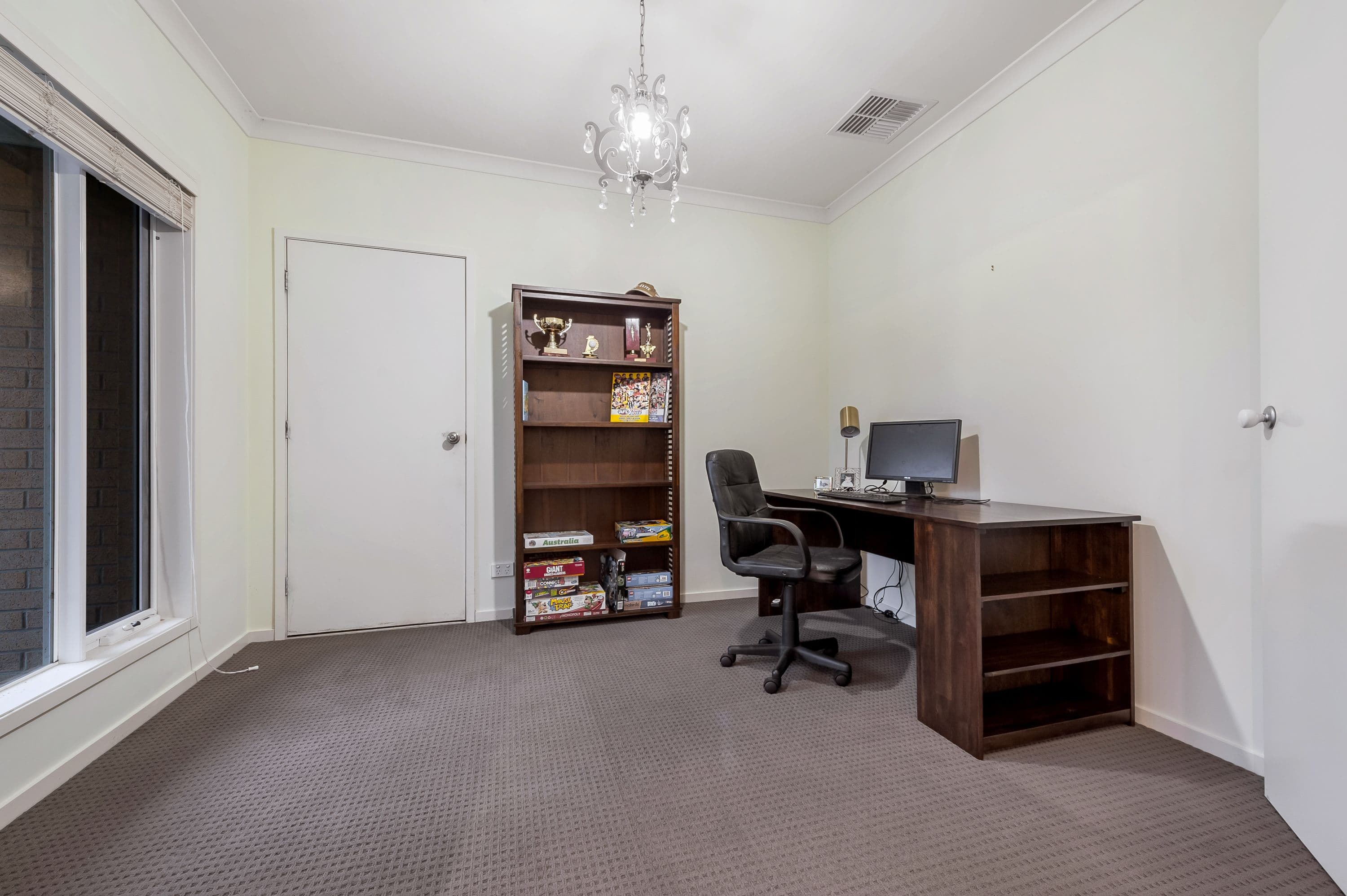 25 Jirrahlinga Terrace, Craigieburn VIC 3064, Craigieburn - Thumbnail 4