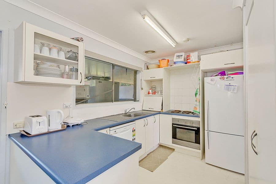 16 Boronia Avenue, Daisy Hill QLD 4127, Daisy Hill - Thumbnail 3