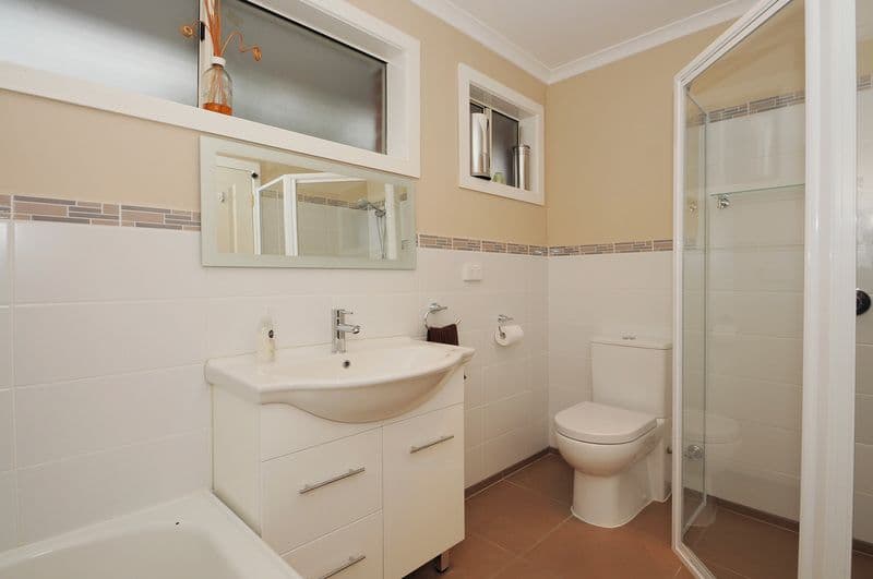 44 Bushlark Drive, CARRUM DOWNS VIC 3201, Carrum Downs - Thumbnail 4