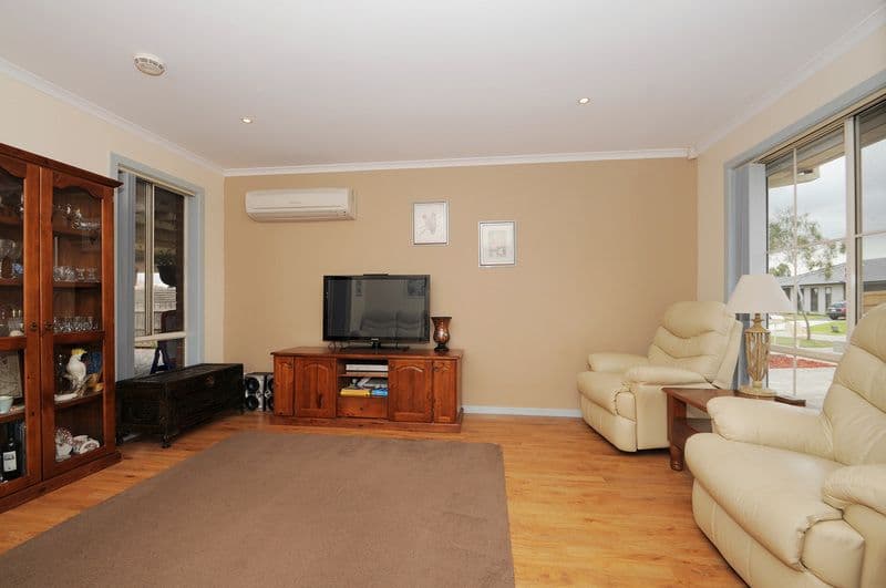 44 Bushlark Drive, CARRUM DOWNS VIC 3201, Carrum Downs - Thumbnail 7