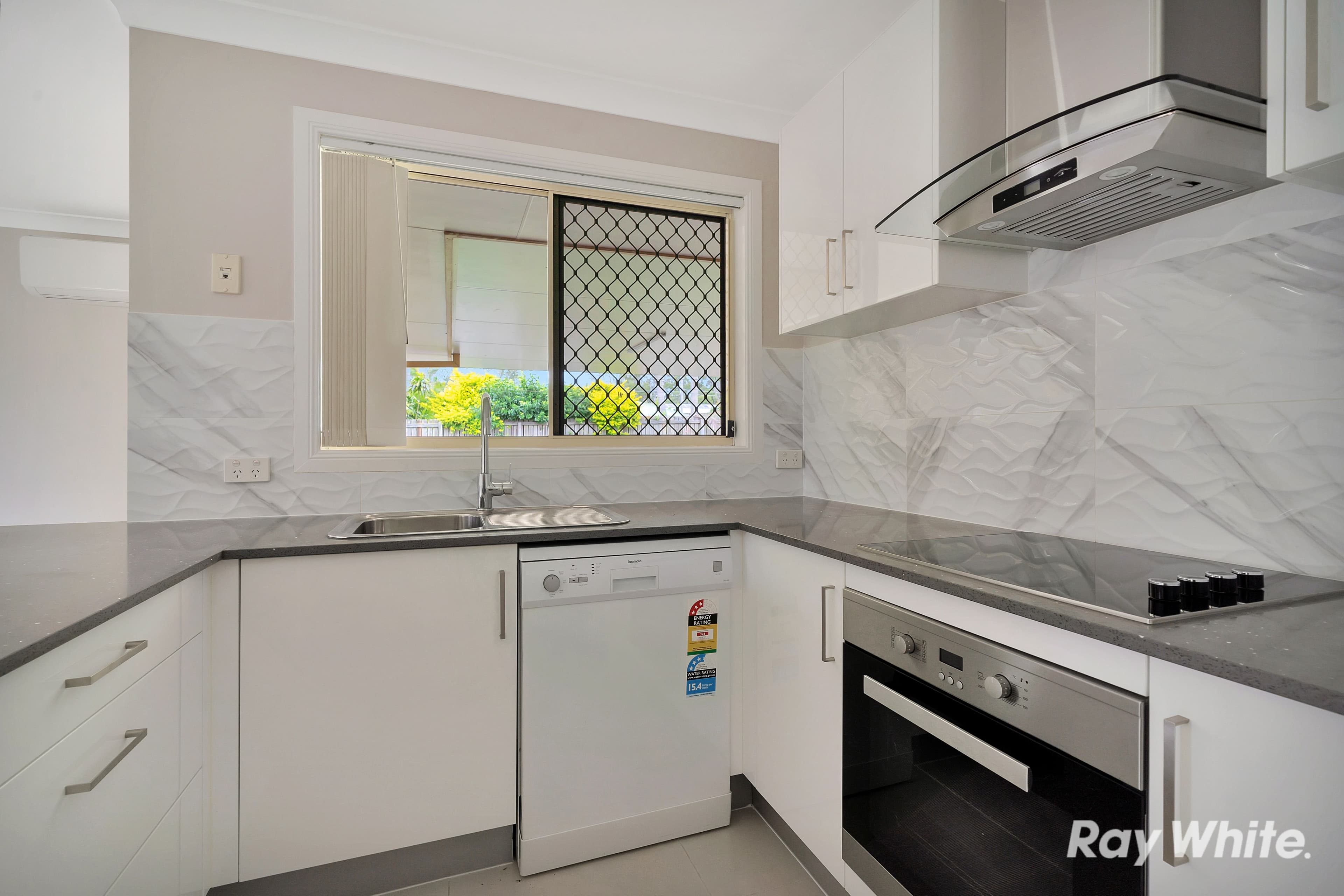16 Eliza Court, Marsden QLD 4132, Marsden - Thumbnail 3