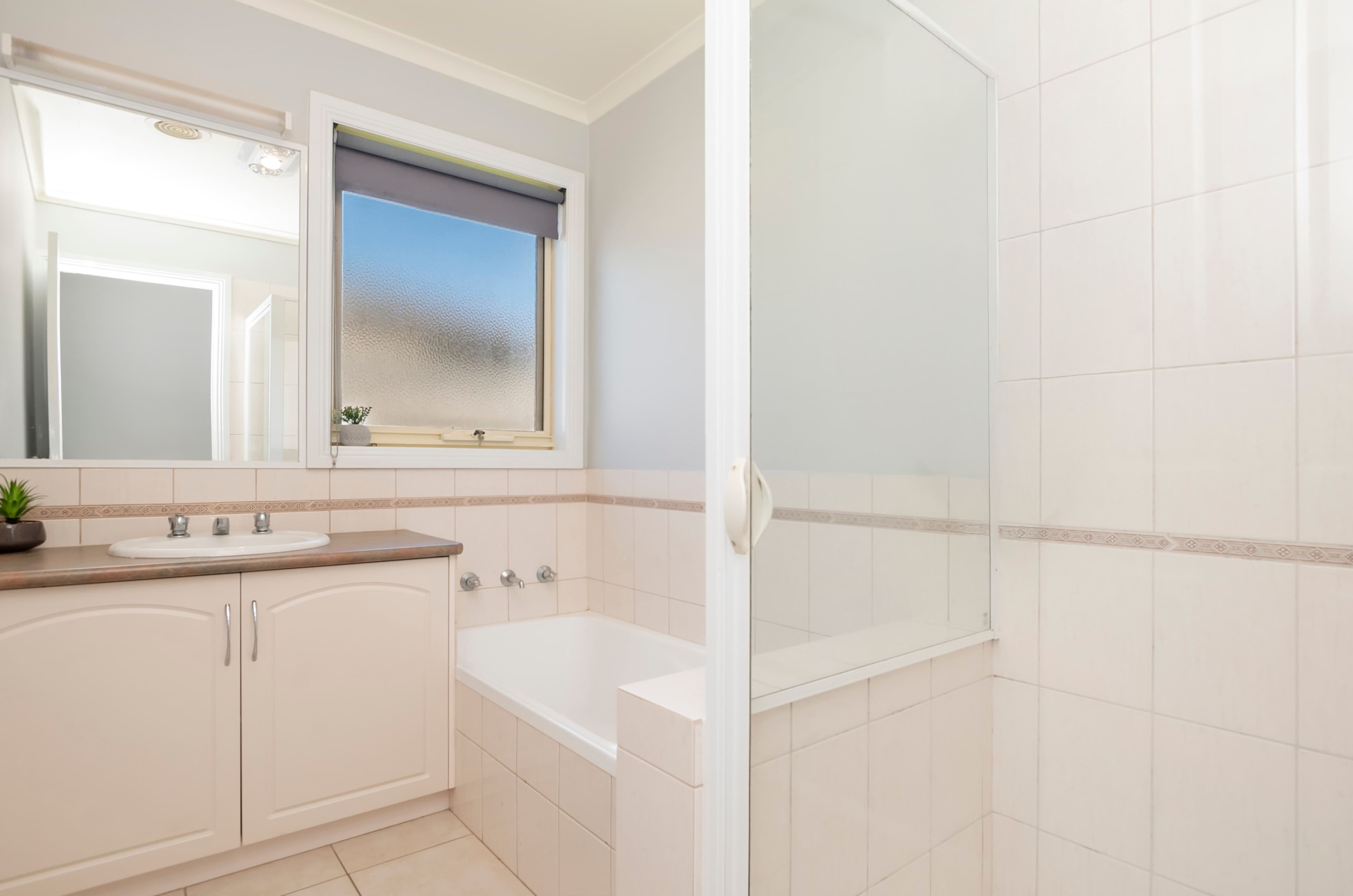 3 Inalya Court, Warrnambool VIC 3280, Warrnambool - Thumbnail 8