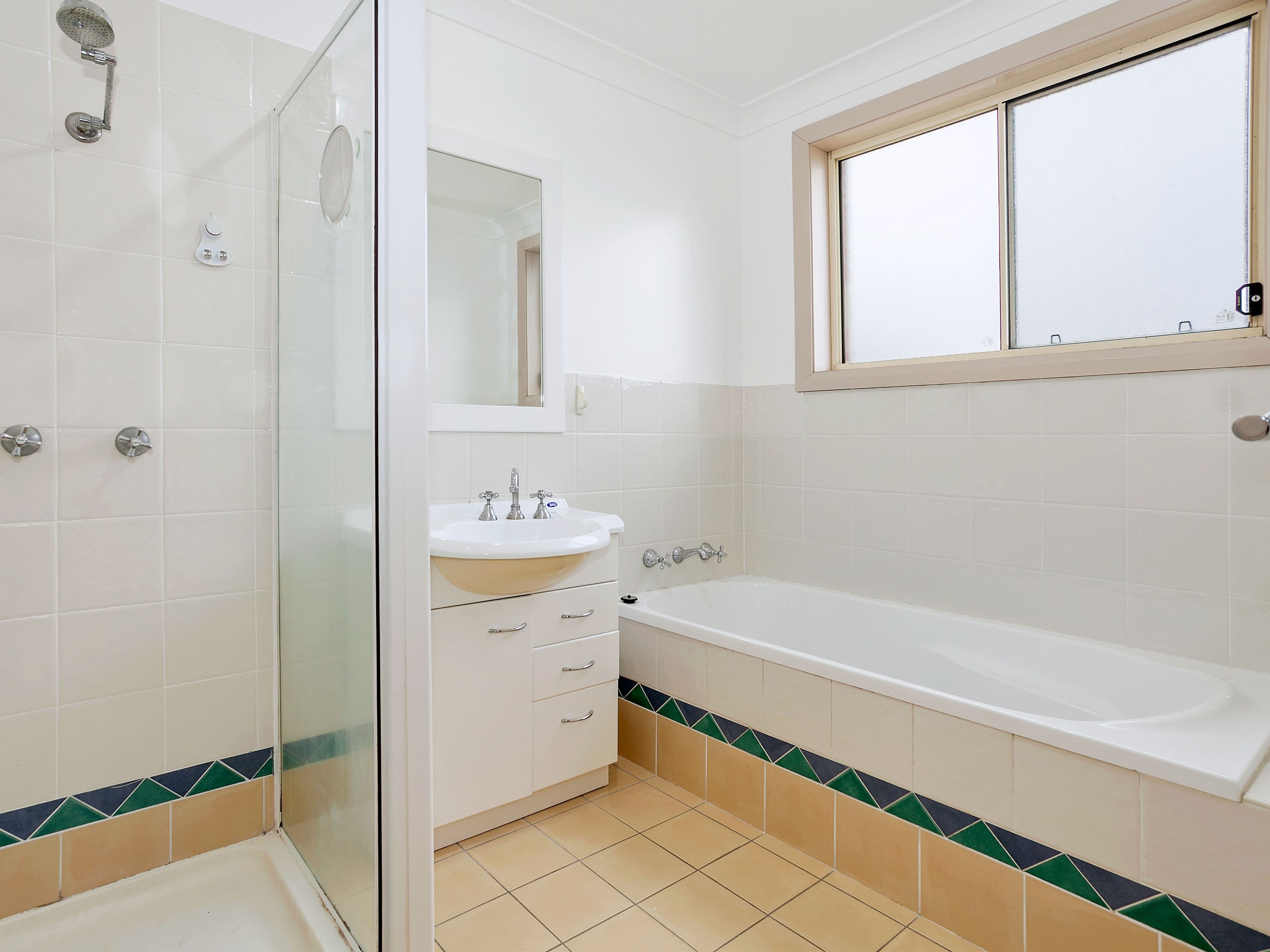 1 Laurina Avenue, Helensburgh - Thumbnail 6