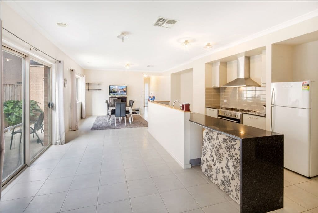 26 Moffat Drive, LALOR VIC 3075, Lalor - Thumbnail 5