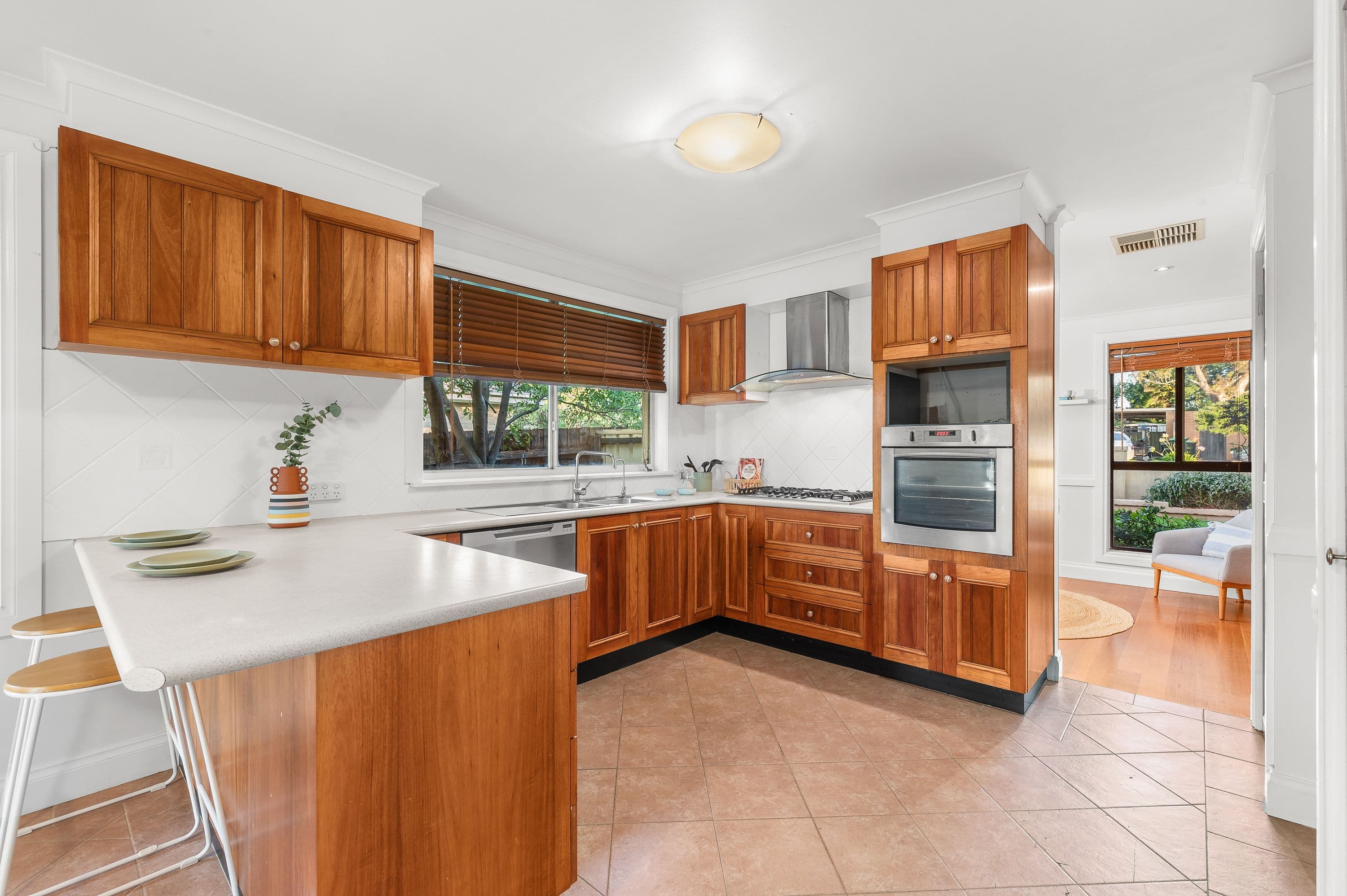 13 Ronald Avenue, South Morang VIC 3752, South Morang - Thumbnail 3