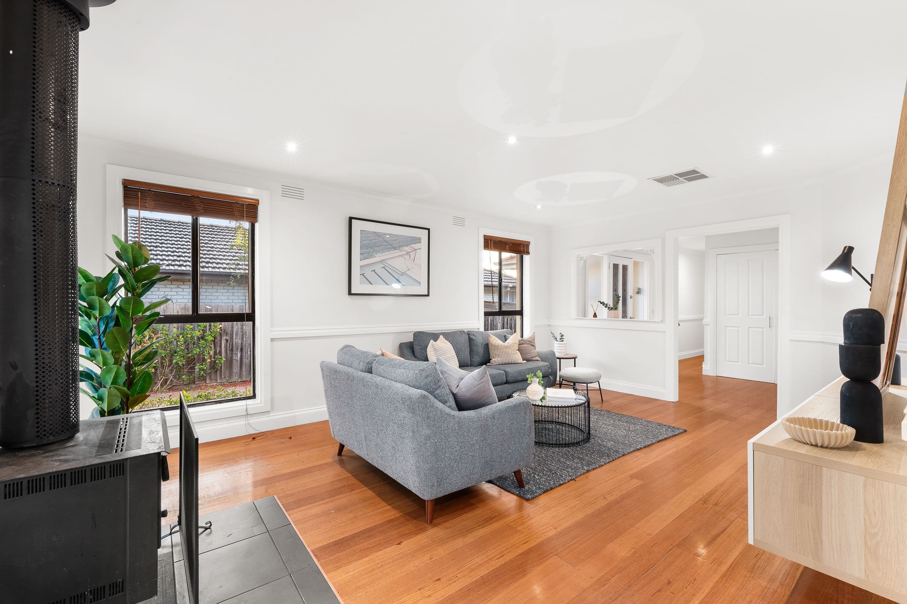 13 Ronald Avenue, South Morang VIC 3752, South Morang - Thumbnail 8