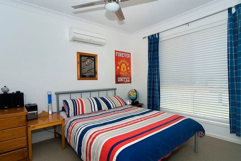 12 Hillview Crescent, LITTLE MOUNTAIN QLD 4551, Little Mountain - Thumbnail 8