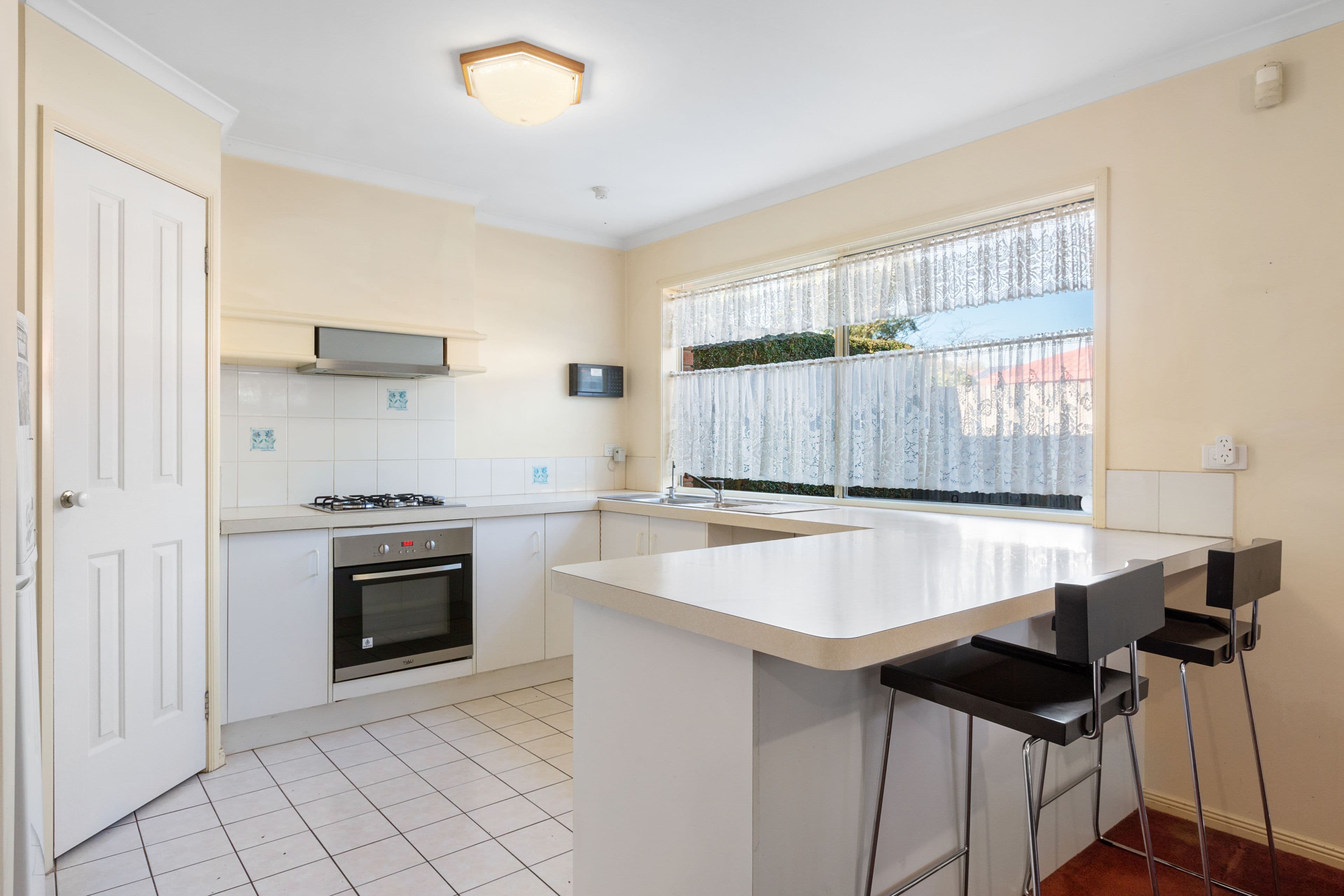 11 Parkside Mews, Cranbourne West VIC 3977, Cranbourne West - Thumbnail 2