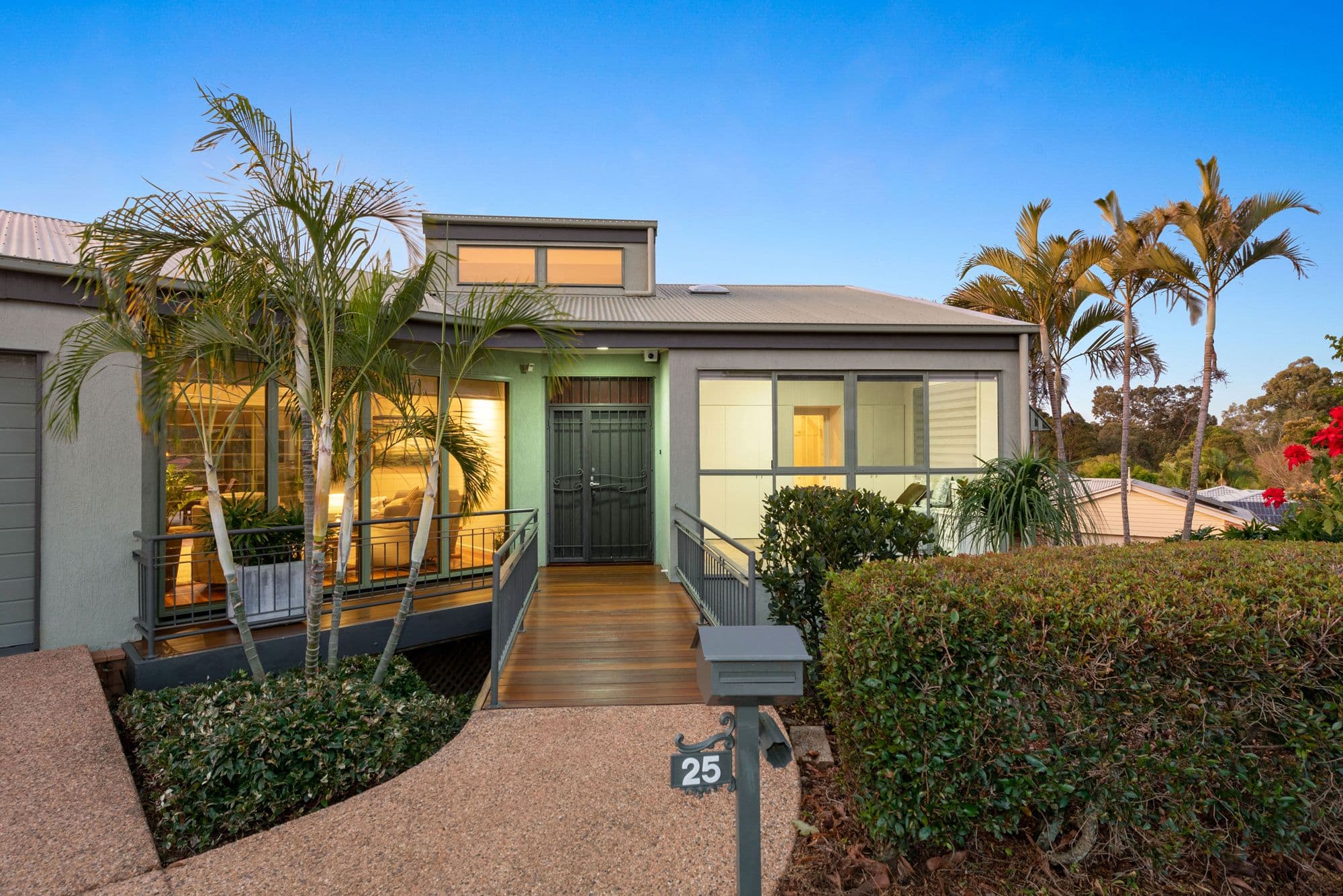 25 Glenelg Place, Ferny Grove QLD 4055, Ferny Grove - Thumbnail 2