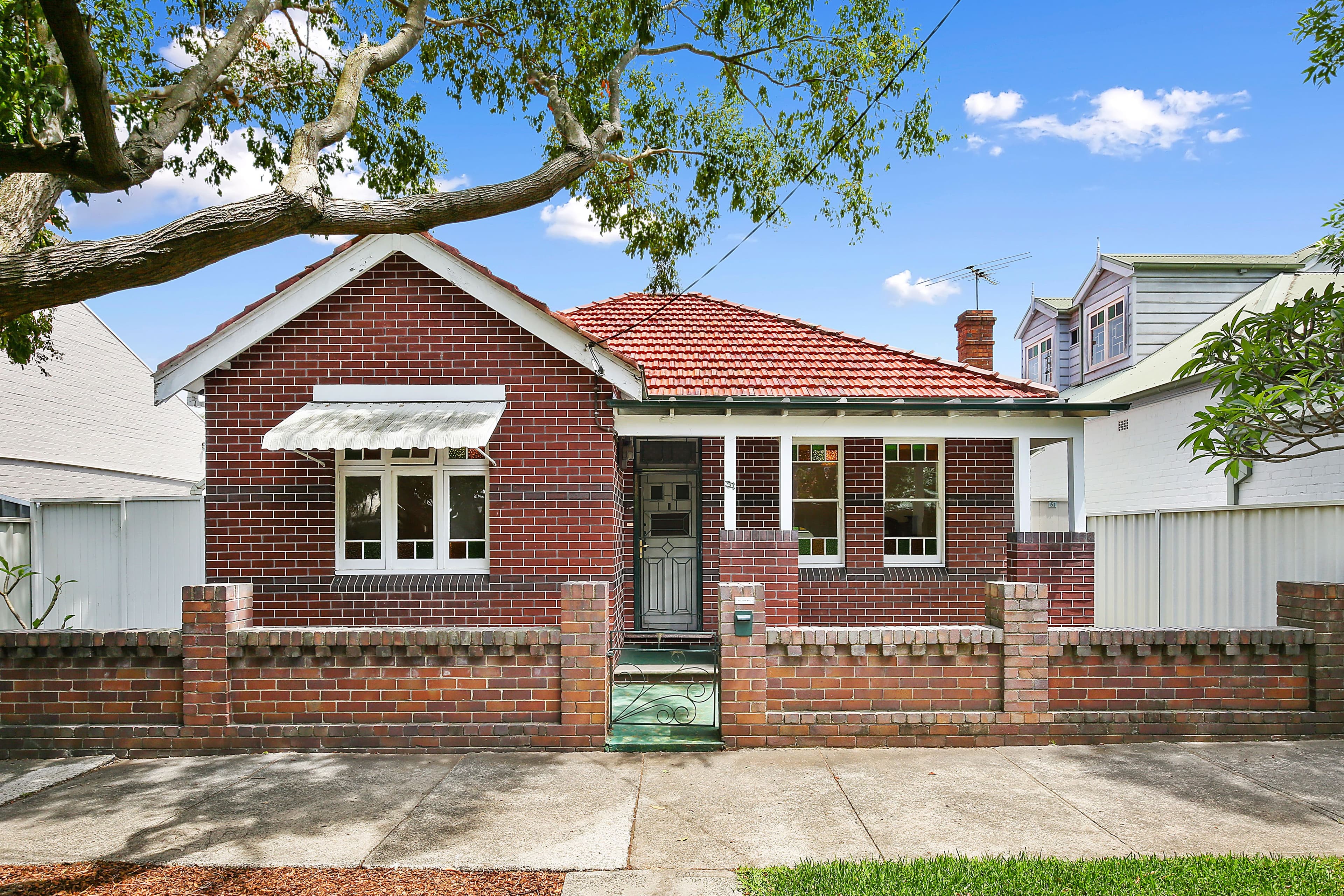 51 Suttor Street, Alexandria - Image 1