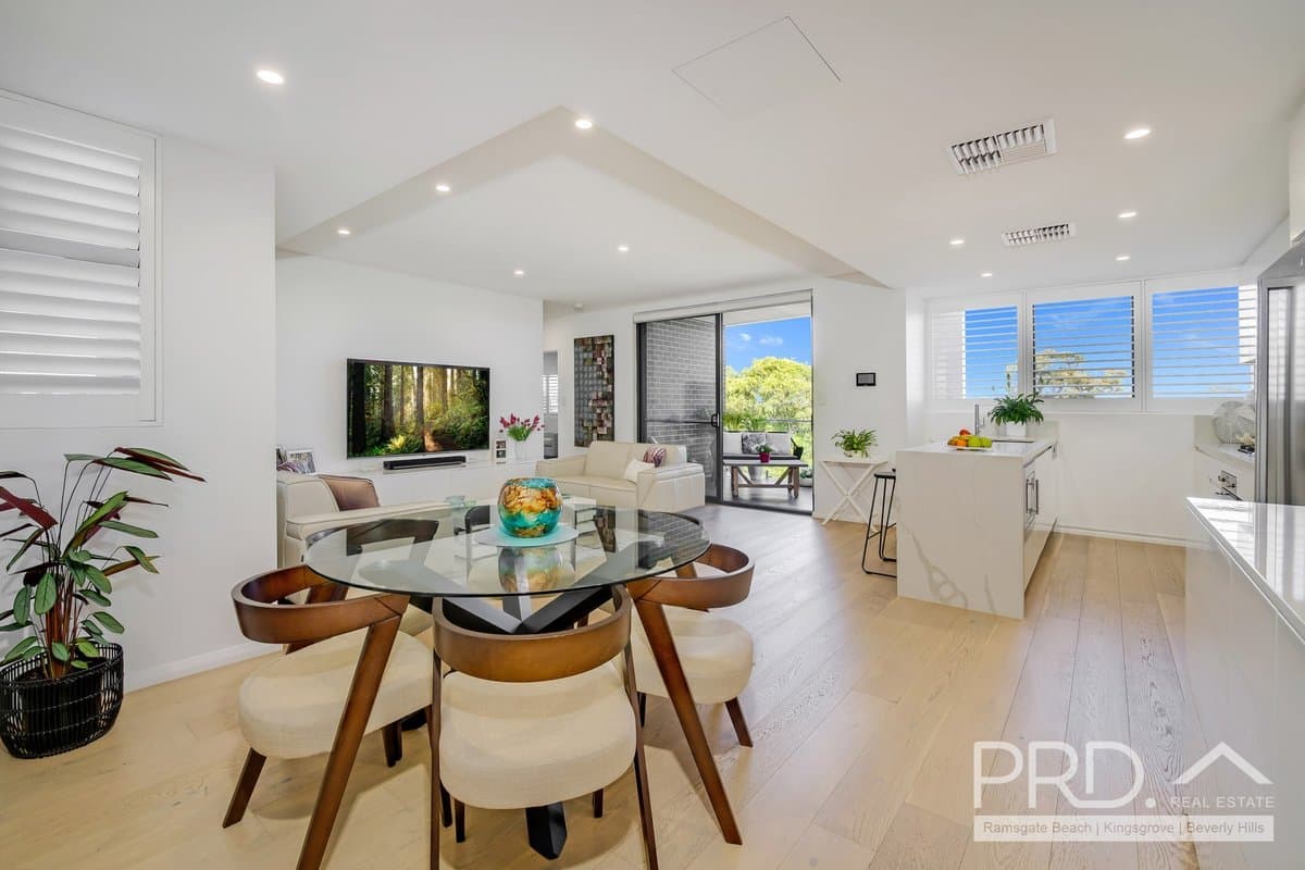 7/7 Pittwater Road, GLADESVILLE NSW 2111, Gladesville - Thumbnail 2