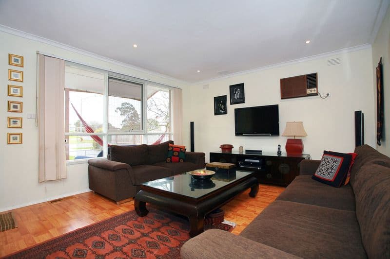 82 Kidds Road, DOVETON VIC 3177, Doveton - Thumbnail 2
