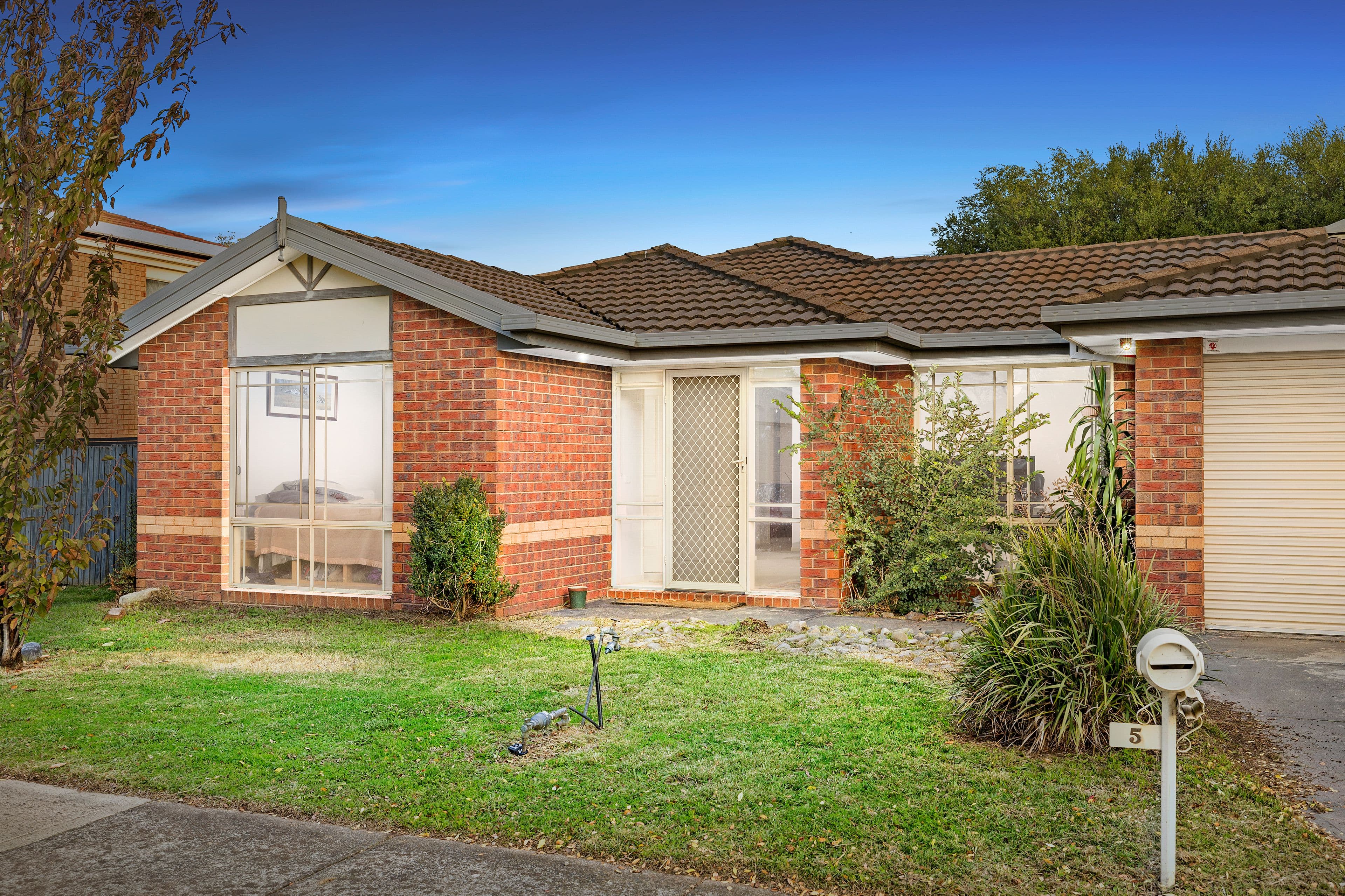 5 Amos Court, Narre Warren South VIC 3805, Narre Warren South - Thumbnail 2