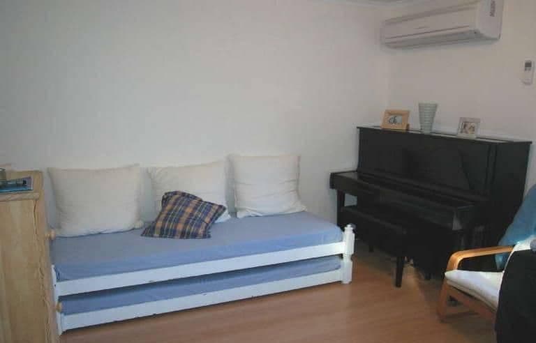 1 Goondari Road, ALLAMBIE HEIGHTS NSW 2100, Allambie Heights - Thumbnail 3