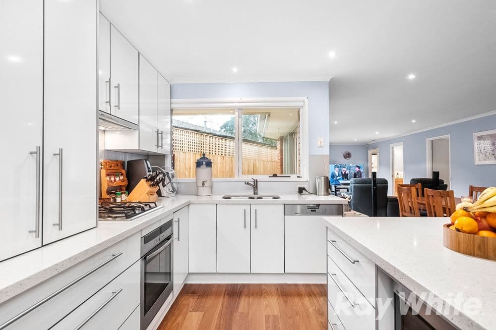21 Balfour Place, Noble Park North VIC 3174, Noble Park North - Thumbnail 2