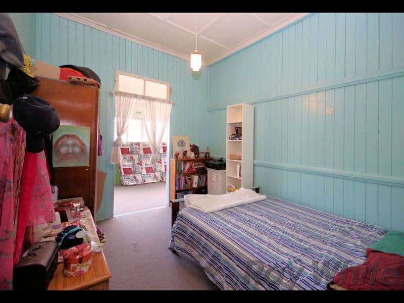 28 Clifton Street, Booval QLD 4304, Booval - Thumbnail 7